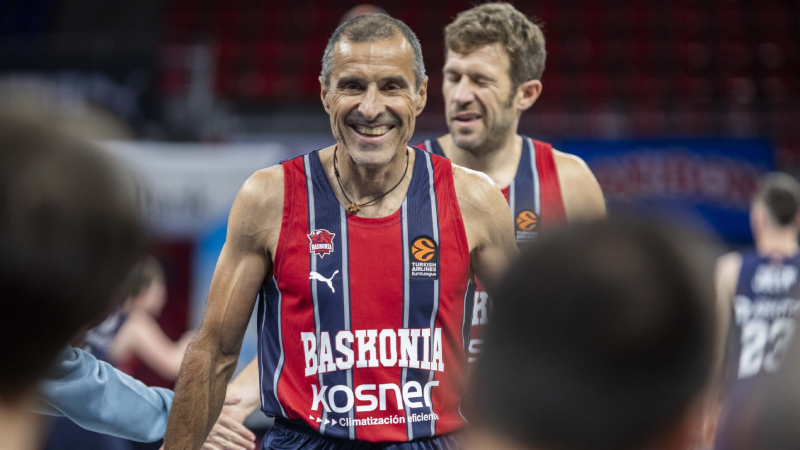 Un dels jugadors somrient durant el partit Els somriures van ser l’element denominador de la jornada