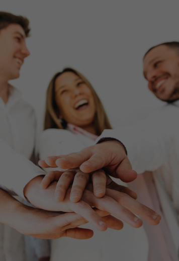 Equipo sonriendo CaixaBank
