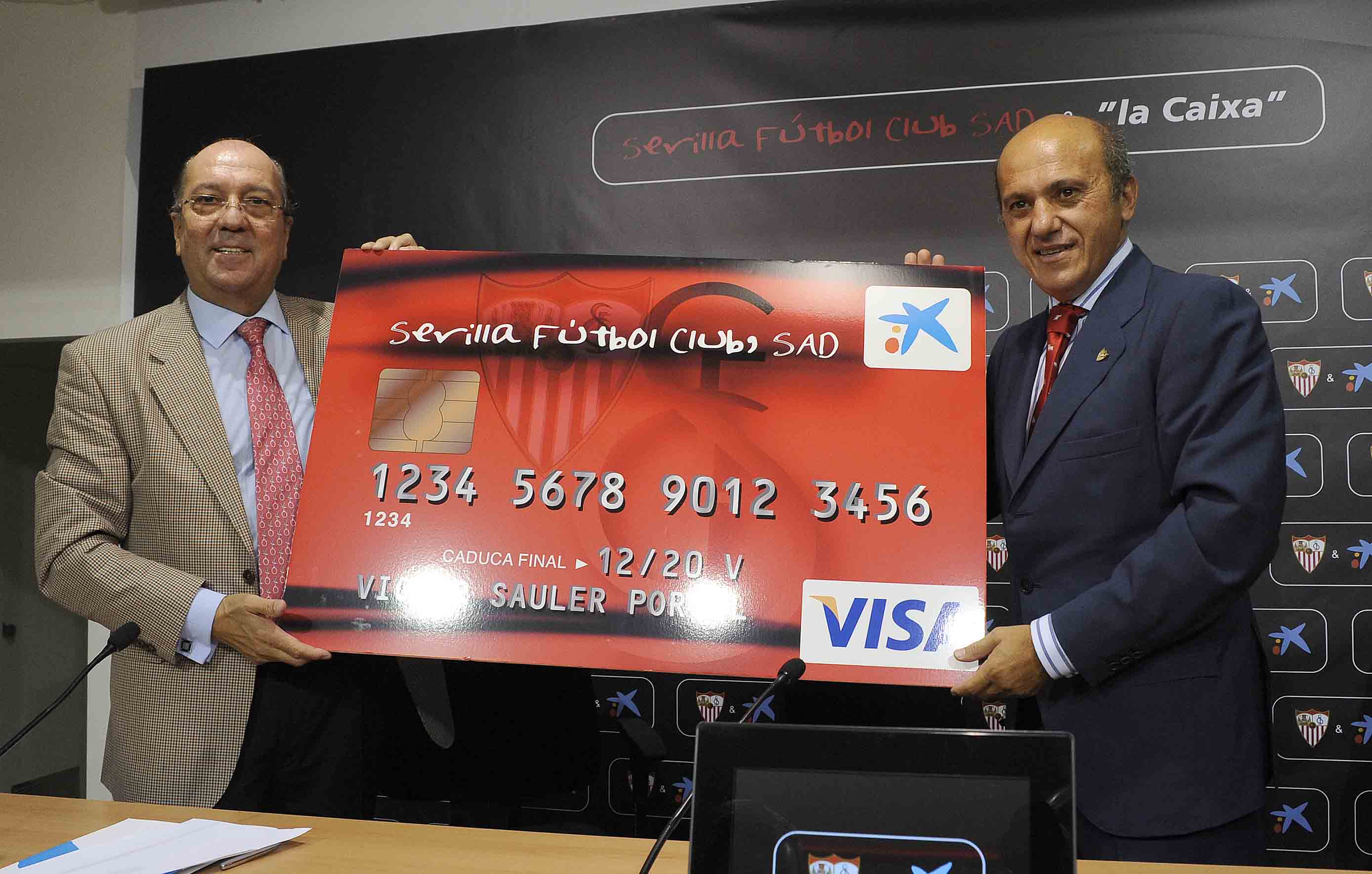 la Caixa y el Sevilla FC firman un acuerdo de patrocinio