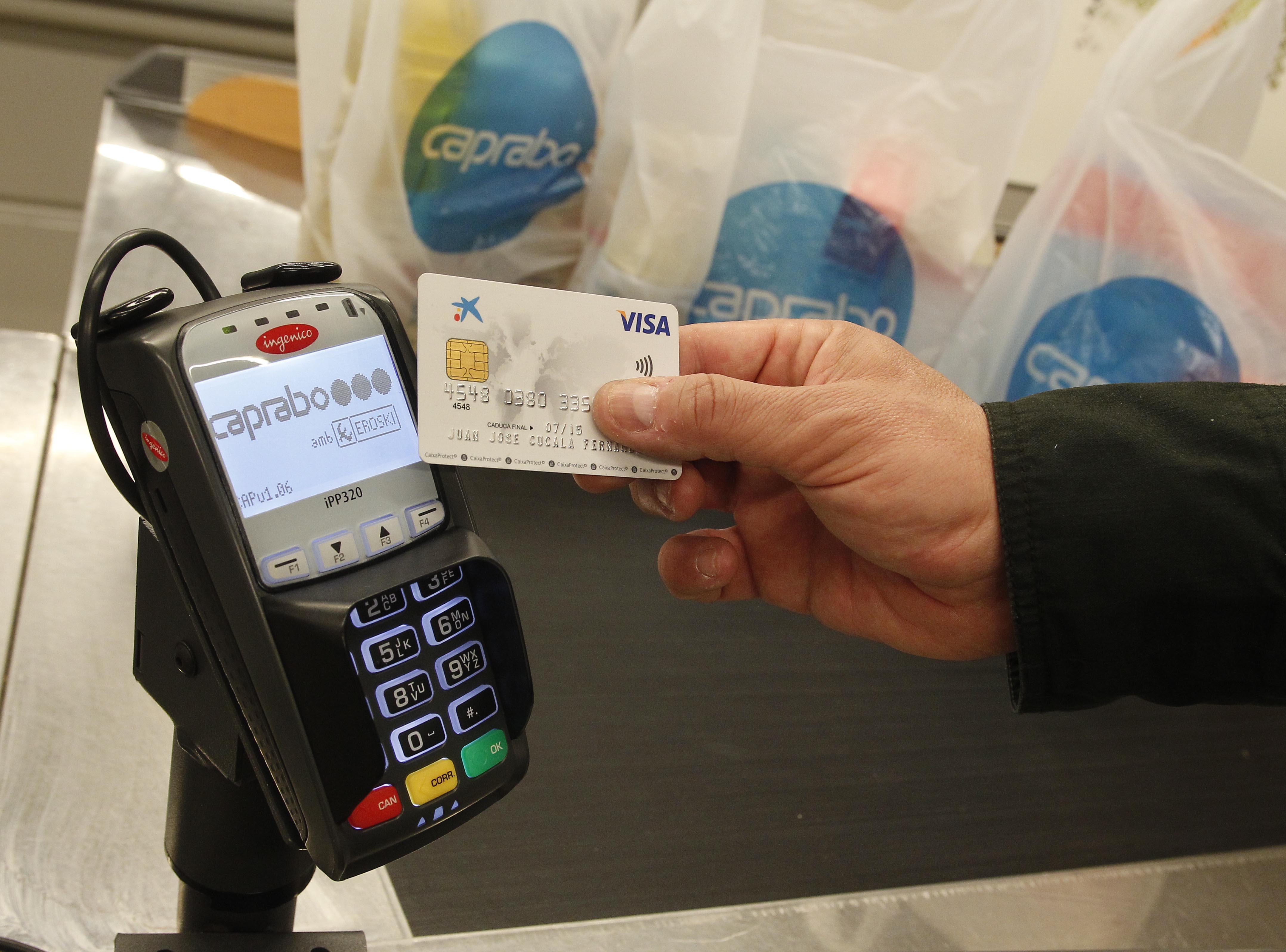 la Caixa y Caprabo llevan el "contactless" al gran consumo