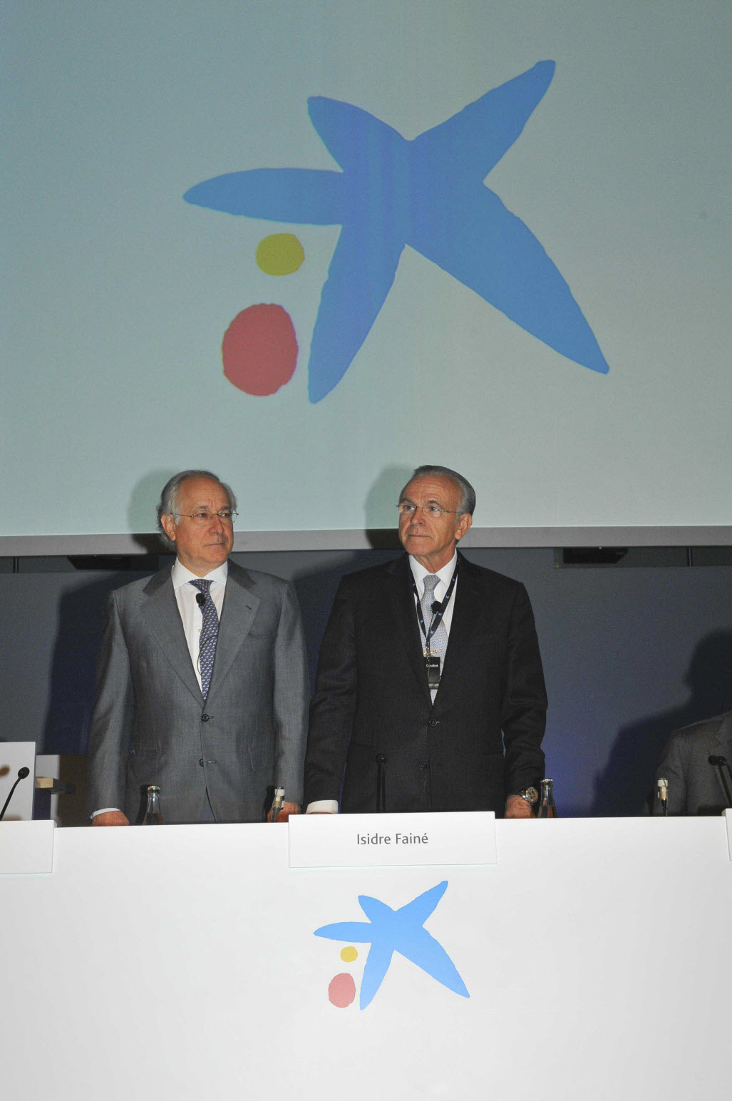 CaixaBank's Extraordinary General Assembly approves the merger with Banca Cívica