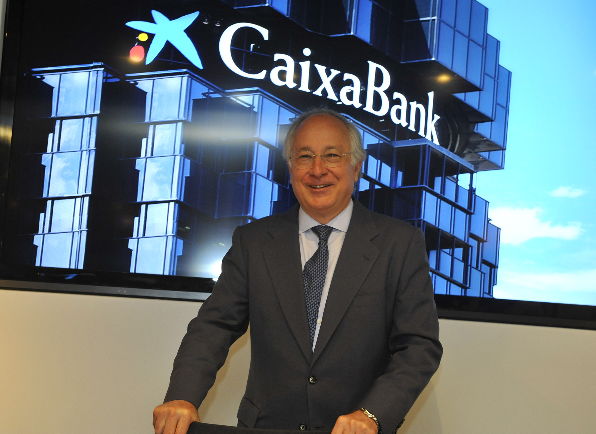 CaixaBank fortalece su solvencia hasta el 13% de Core Capital y aumenta su liquidez  por encima de los 40.000 millones de euros