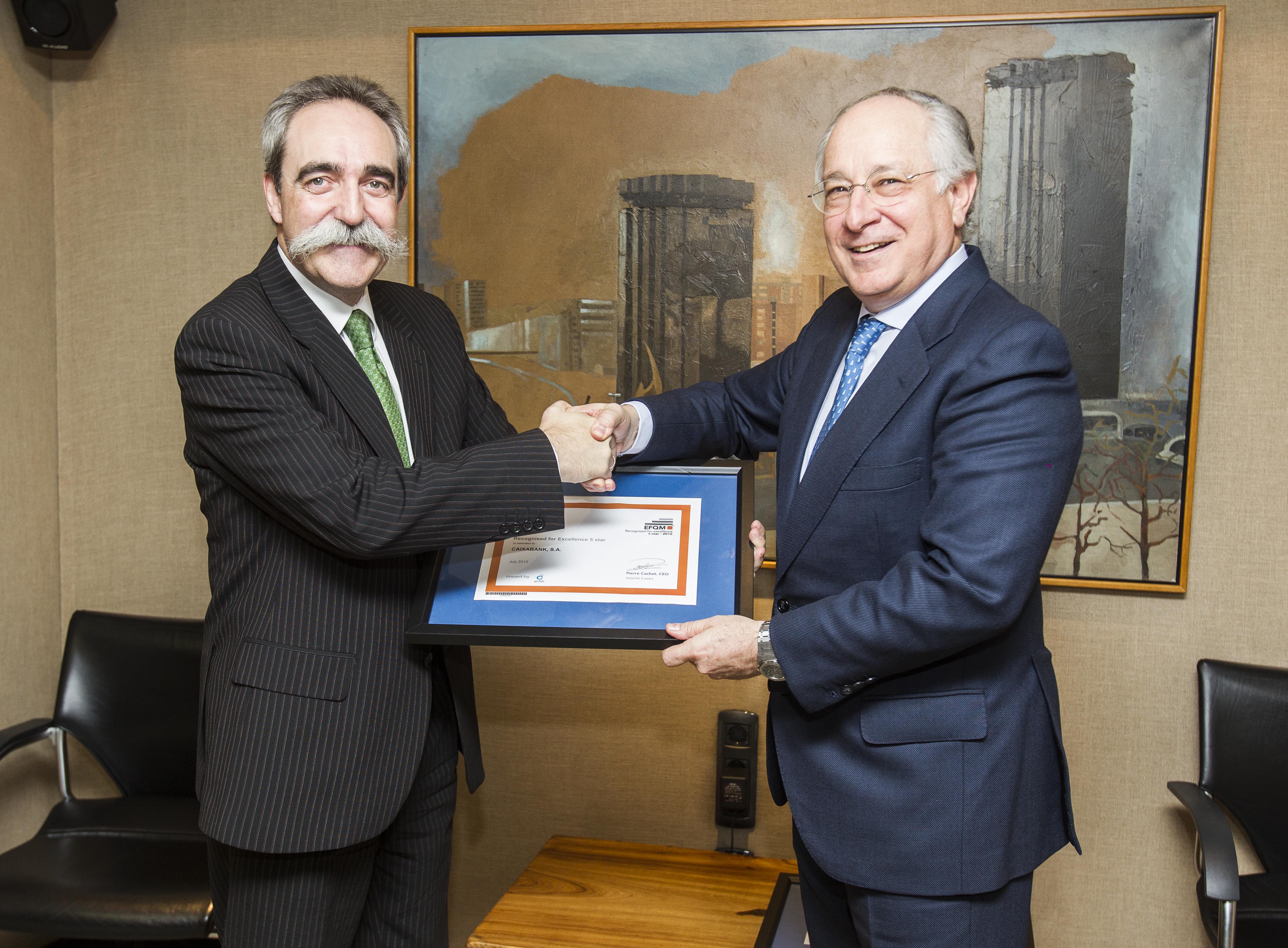 Joan Maria Nin rep el Segell d'Excel·lència Europea 500+ pel model de gestió de CaixaBank