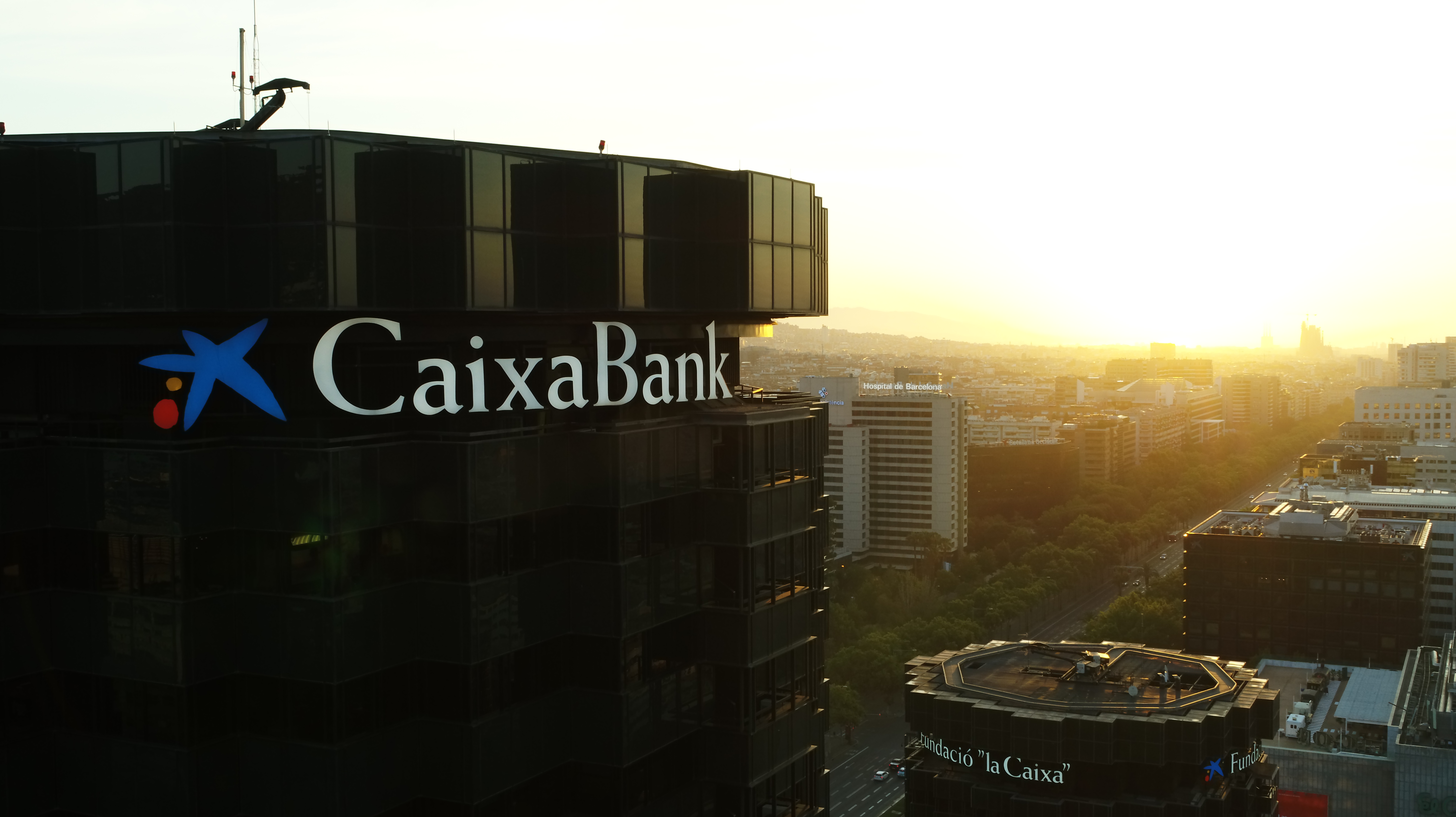 Caixabank celebrará todos sus consejos de administración y comités