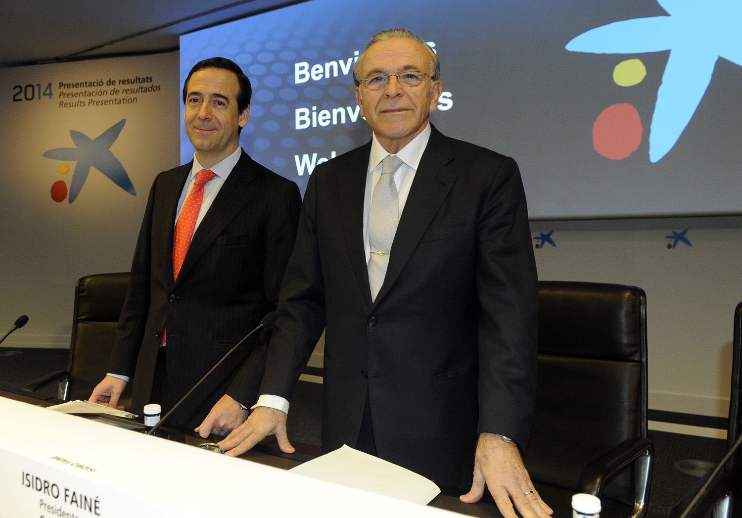 CaixaBank posts profit of 620 million in 2014, with all key margins improving, allowing it to consolidate its leadership of the Spanish retail banking sector