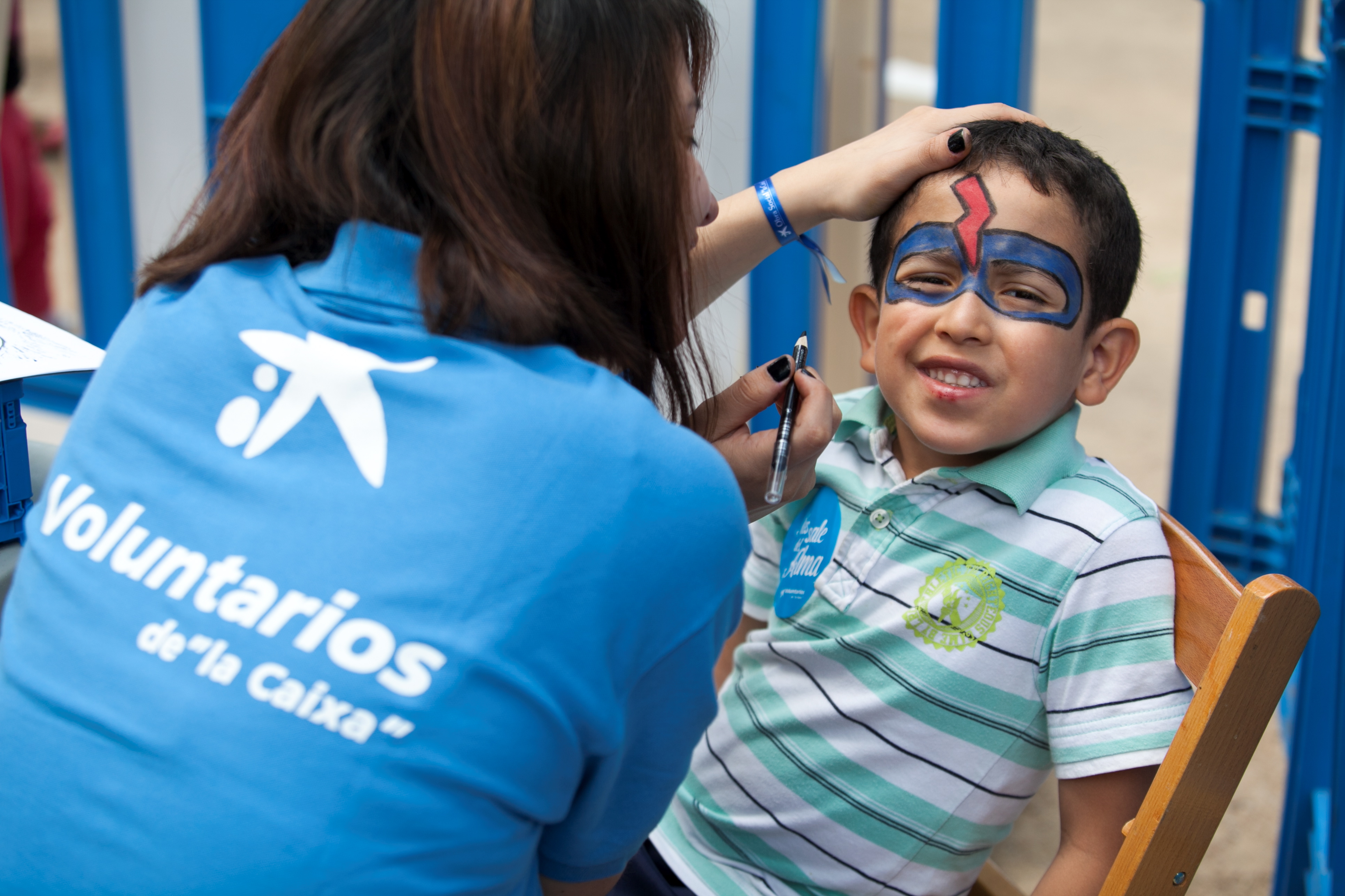 Más de 10.000 empleados de CaixaBank y de la Fundación Bancaria "la Caixa" se movilizan como voluntarios en la Semana Social