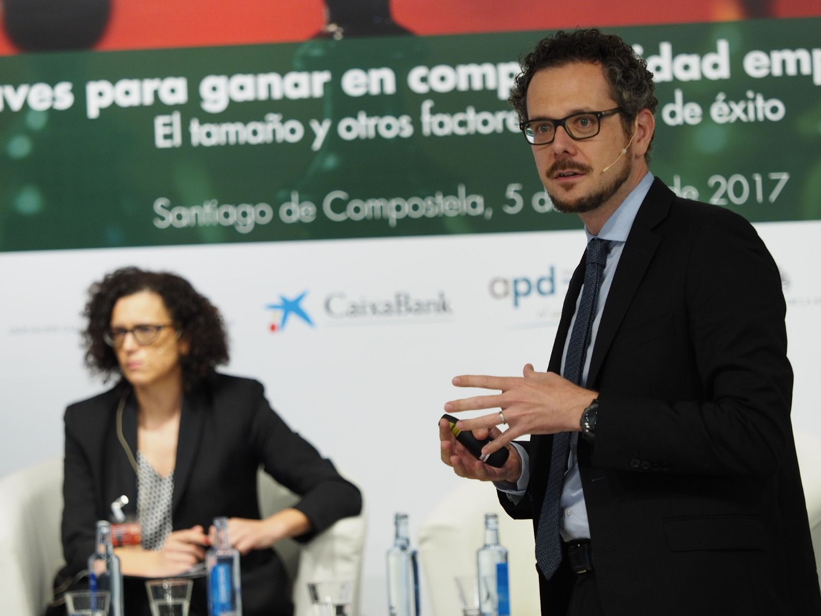Josep Mestres, economista del Servicio de Estudios de CaixaBank, durante su intervención. 