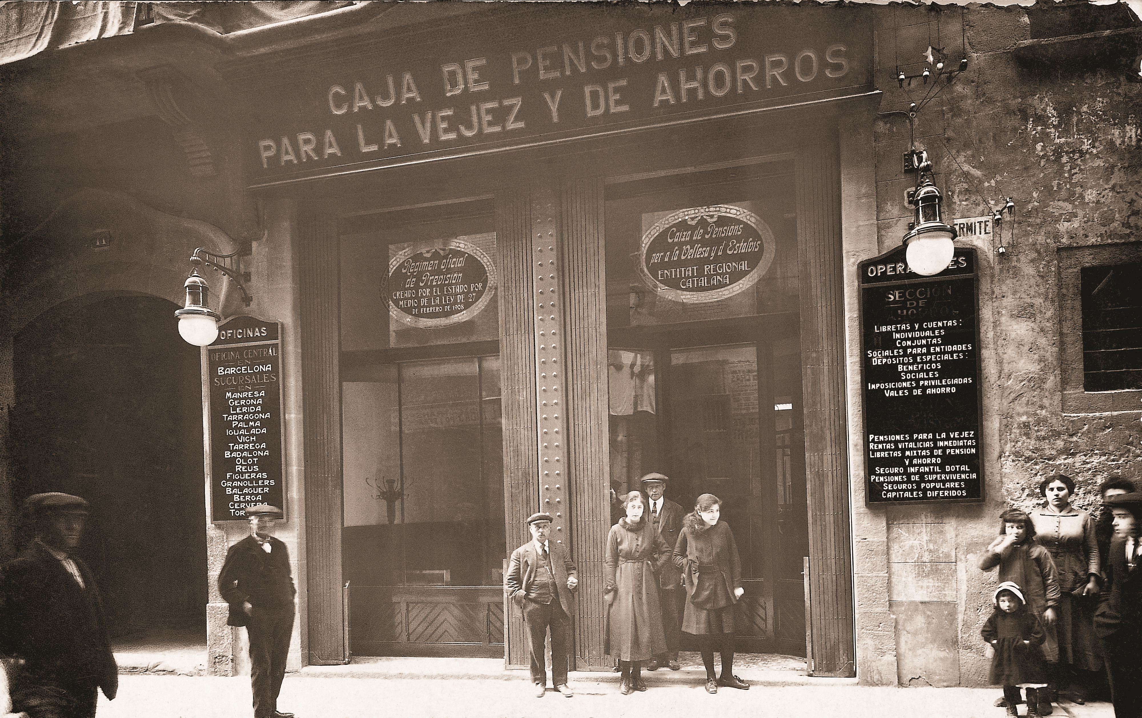 Antiga oficina de CaixaBank a Manresa.