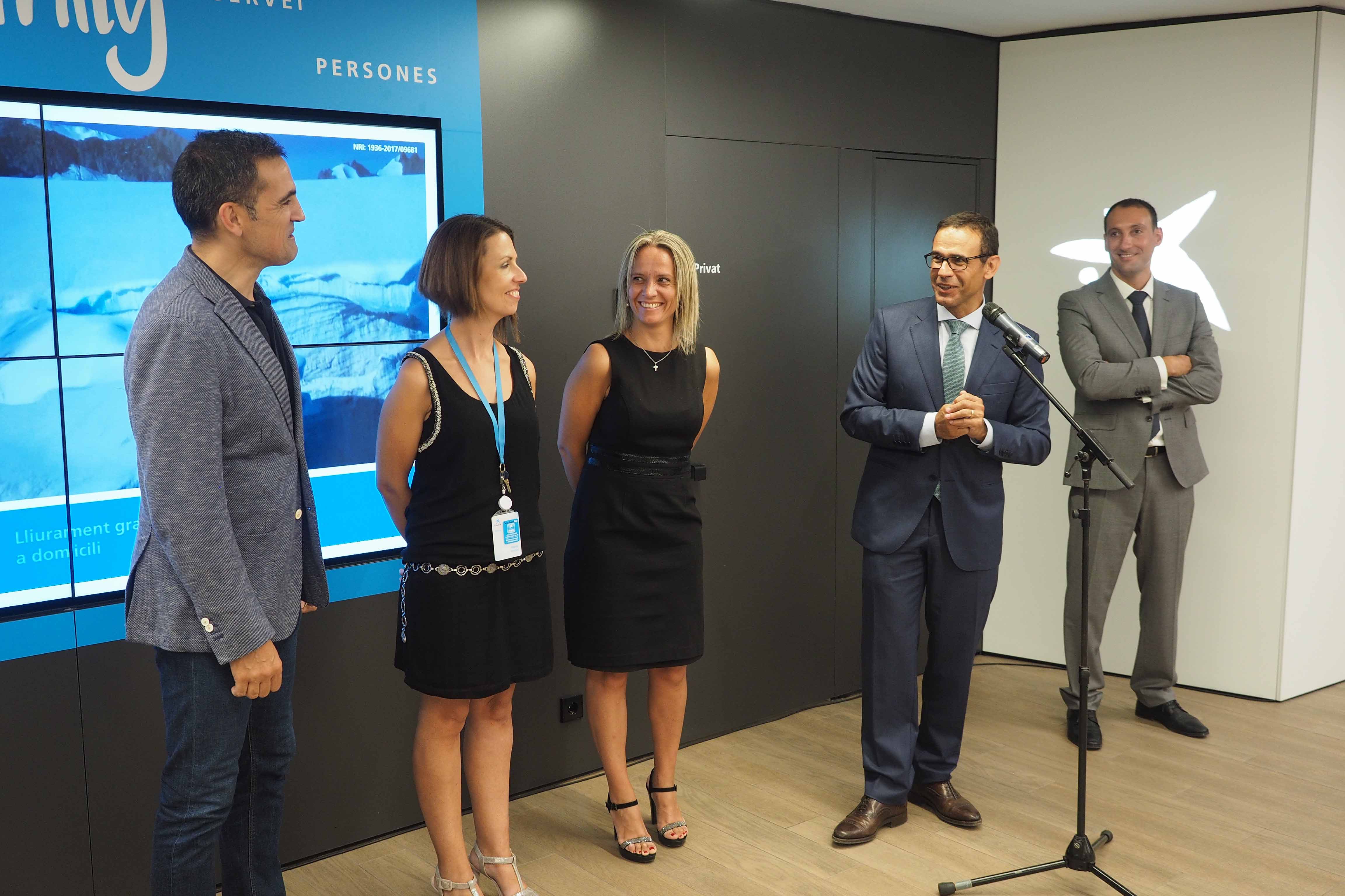 Inauguración de la nueva oficina Store en Sant Feliu de Guíxols