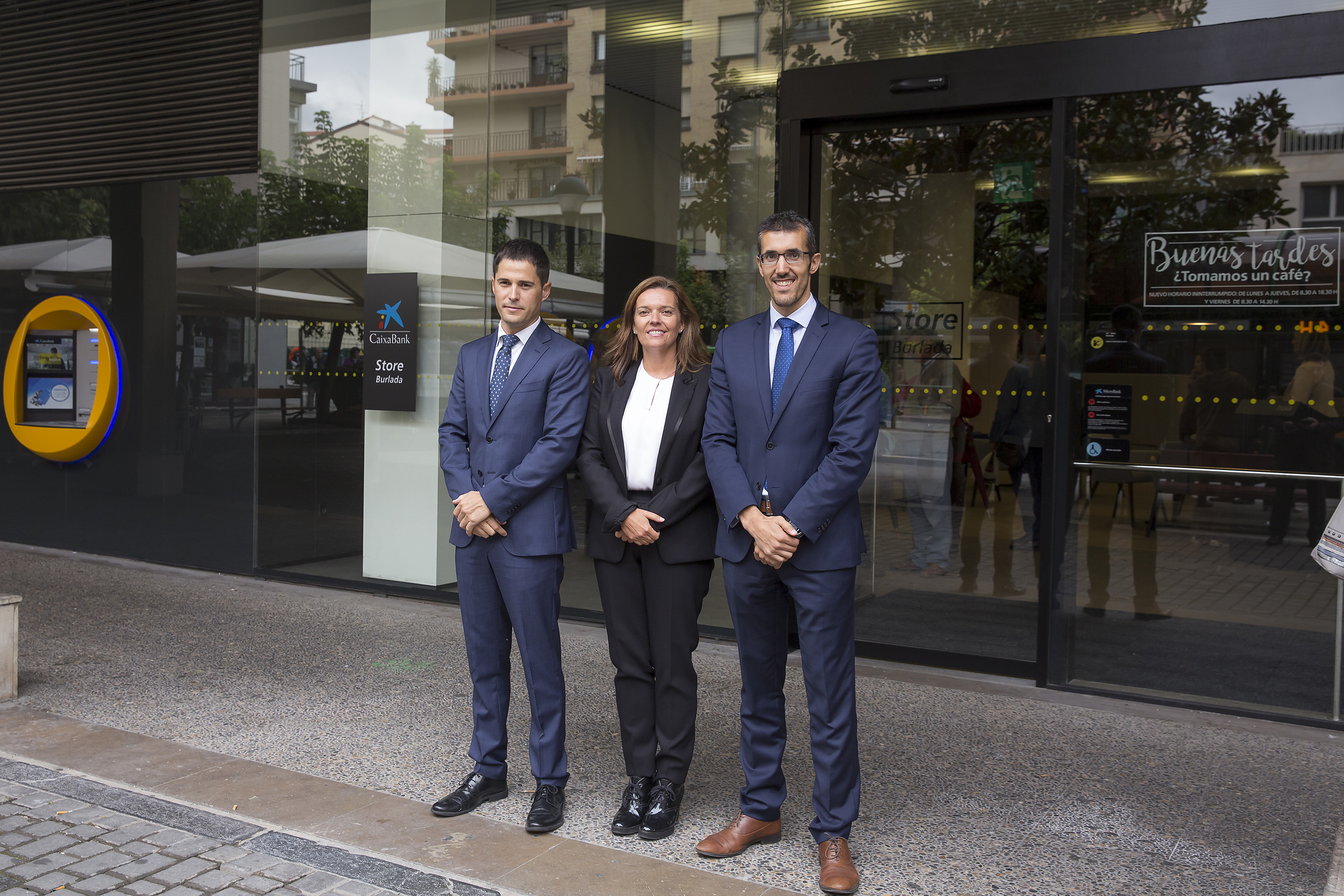 Exterior de la oficina ‘Store’ Burlada