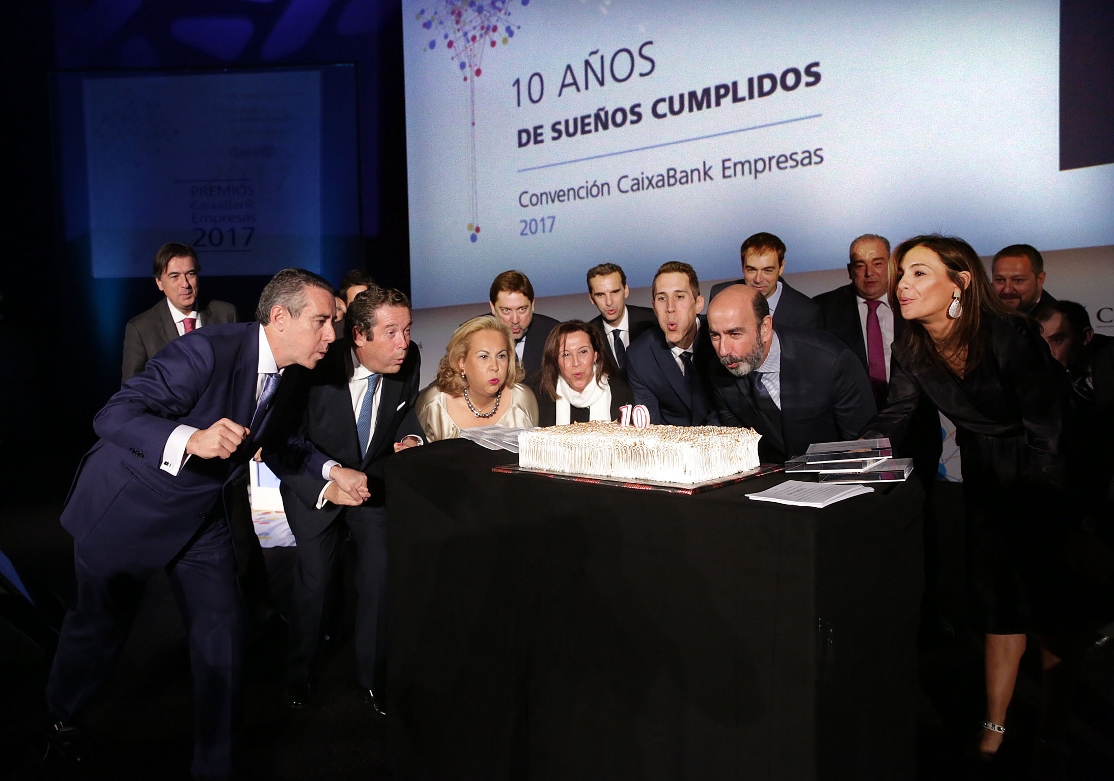 El banco que eligen las empresas cumple diez años