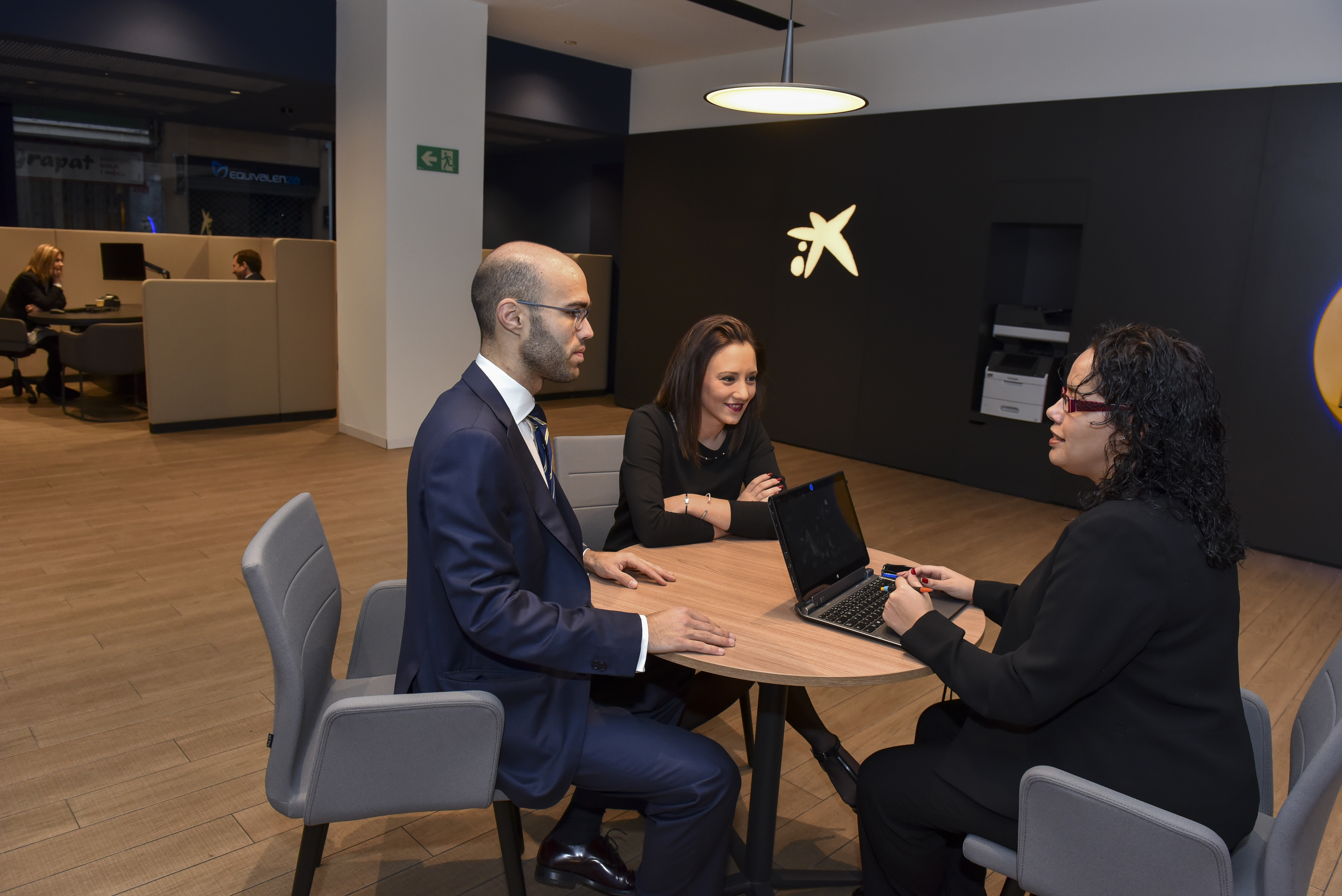 CaixaBank abre en Sant Celoni una oficina del nuevo modelo Store 