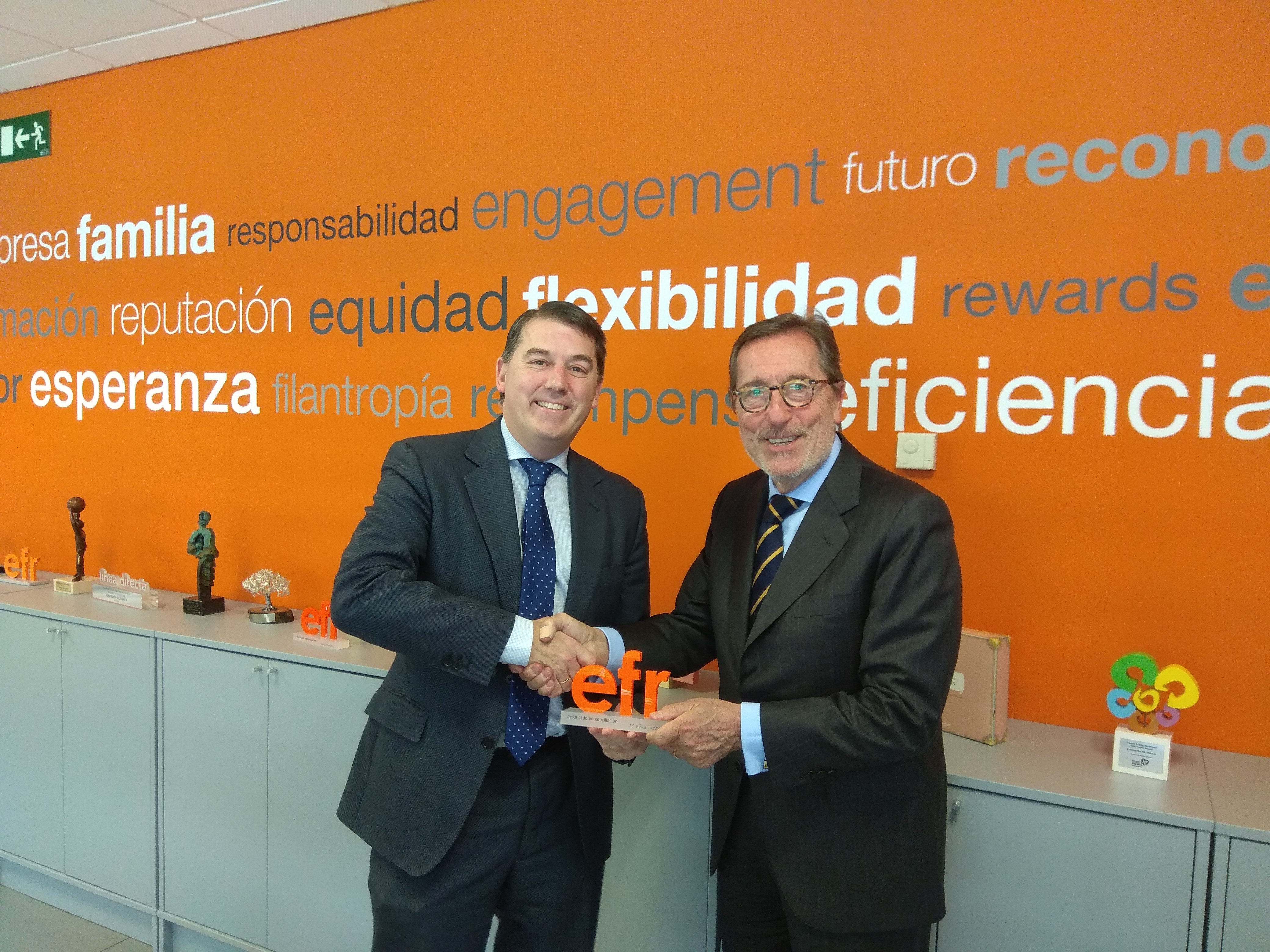 MicroBank y Fundación Masfamilia
