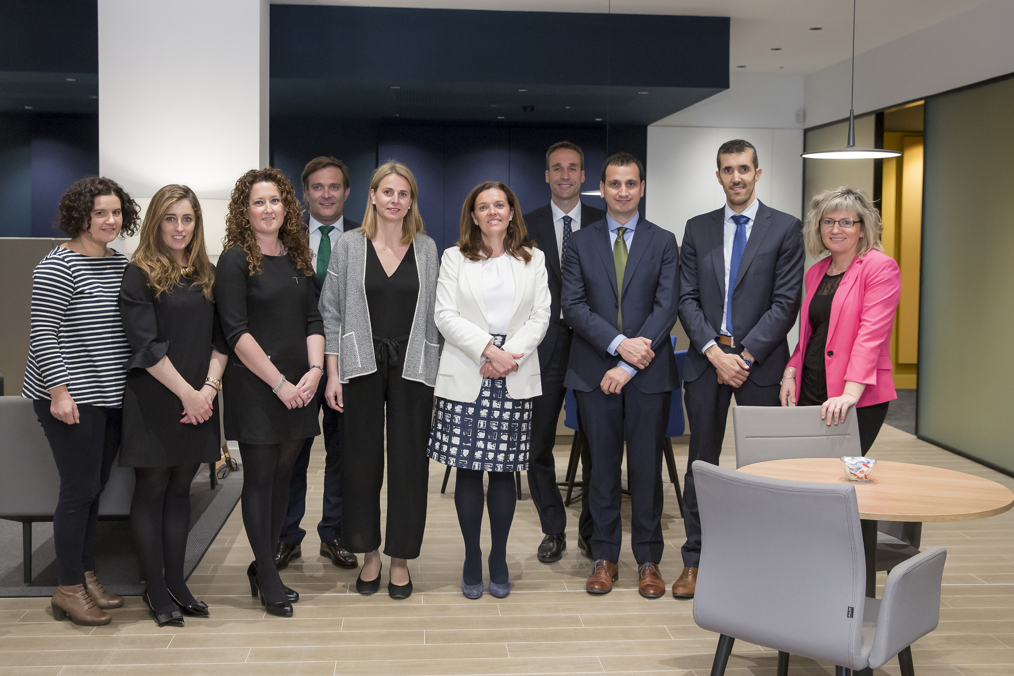 CaixaBank abre cuatro nuevas oficinas en Navarra de su nuevo modelo Store 