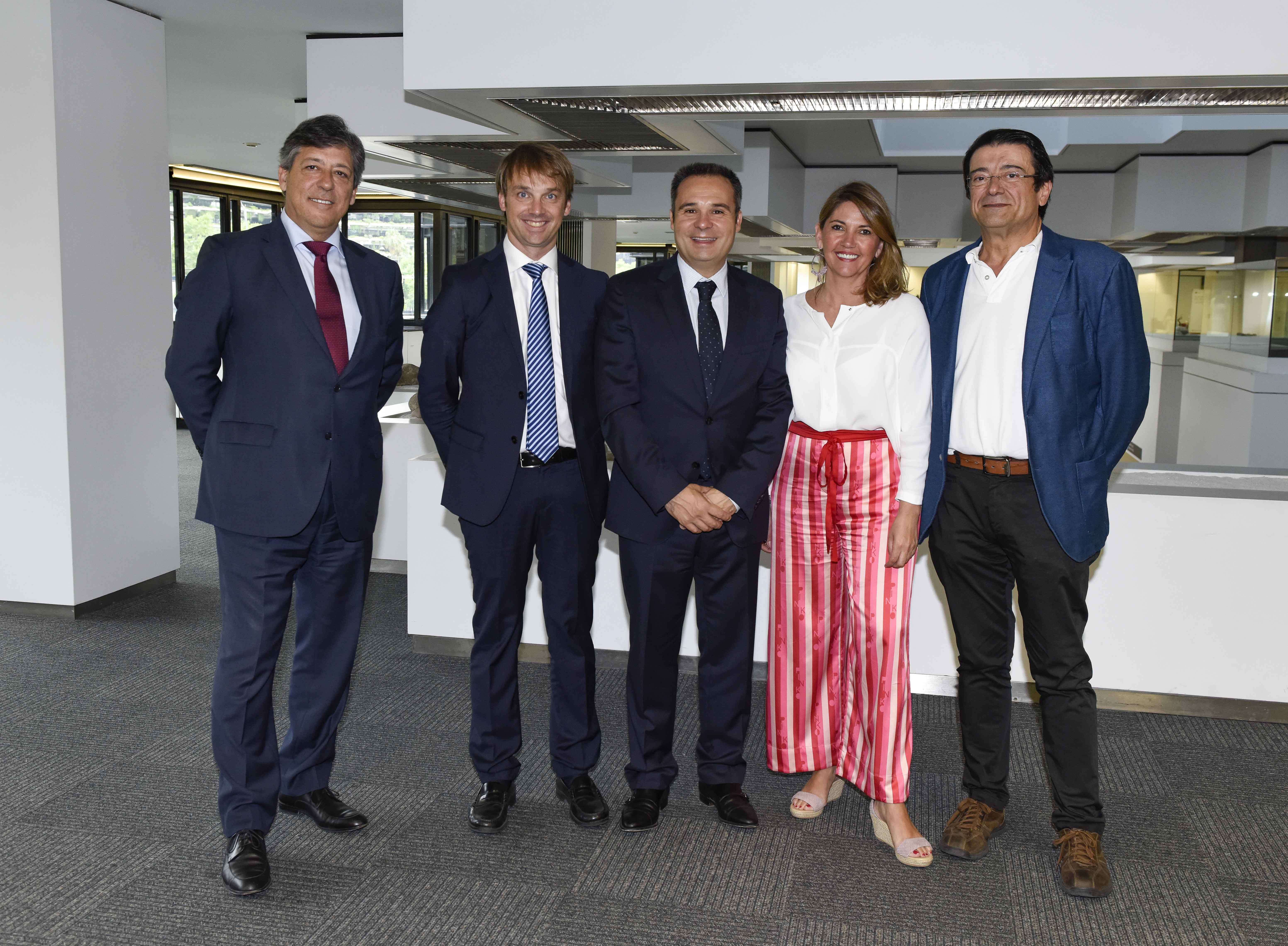 De izquierda a derecha: Antonio Pérez, Jordi Soldevila, Jordi Nicolau, Blanca Sorigué y Antón Ferré.