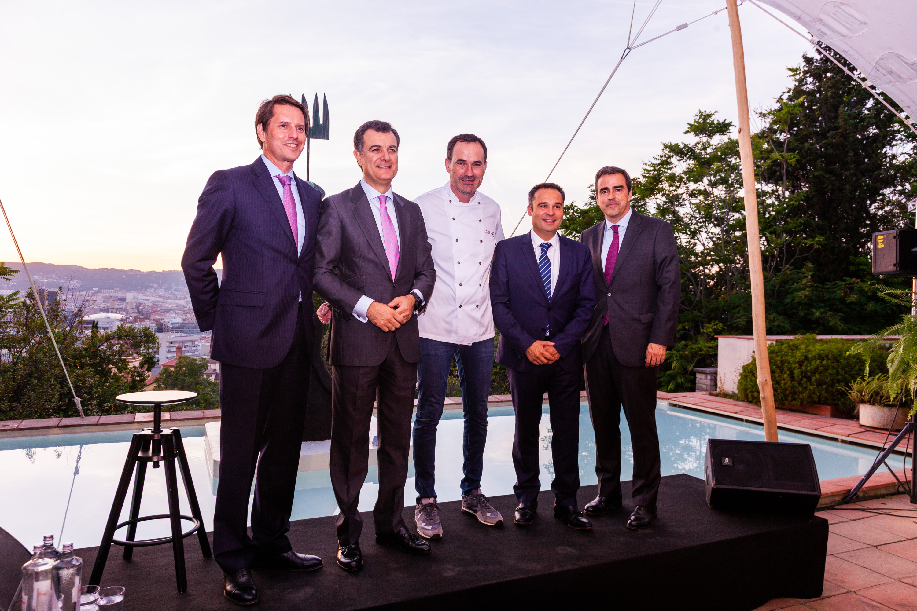 D'esquerra a dreta; Sergio Rodriguez, Director de Banca Privada i Premier de CaixaBank a la territorial de Barcelona, Juan Bernal, Director General de CaixaBank Asset Management, Miguel Martí, chef, Jordi Nicolau, Director Territorial de CaixaBank a Barcelona i Víctor Allende, Director Executiu de Banca Privada i Premier de CaixaBank
