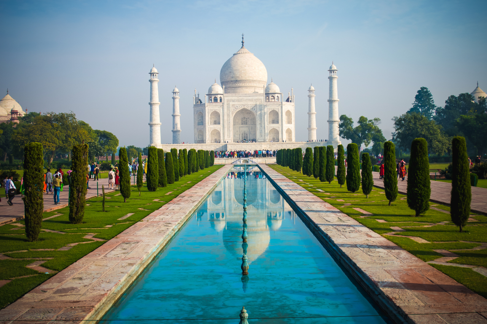 Taj Mahal, monumento funerario que fue construido entre 1631 y 1654 en la ciudad de Agra (la India), a orillas del río Yamuna