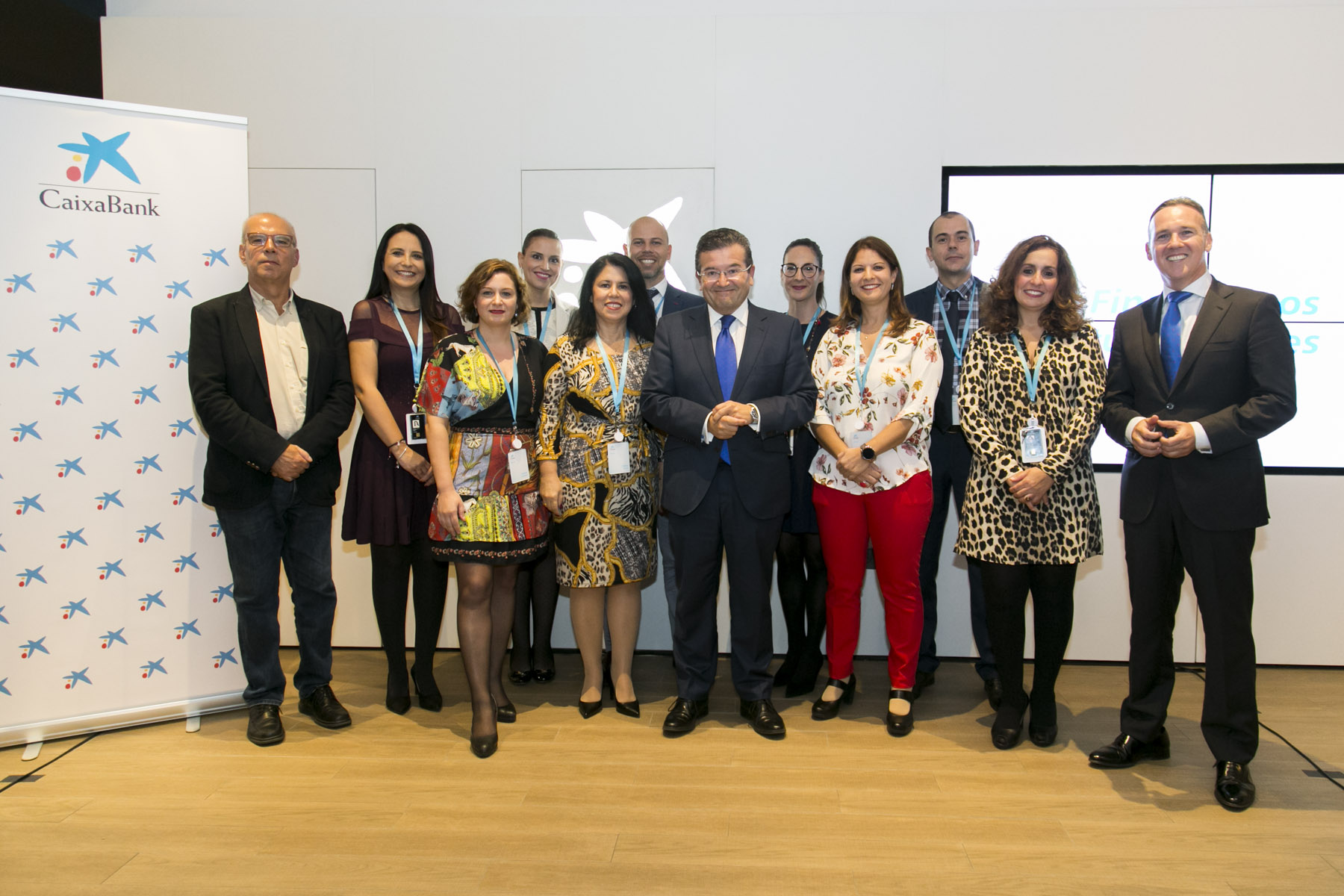 El equipo de CaixaBank en la nueva Store La Cuesta