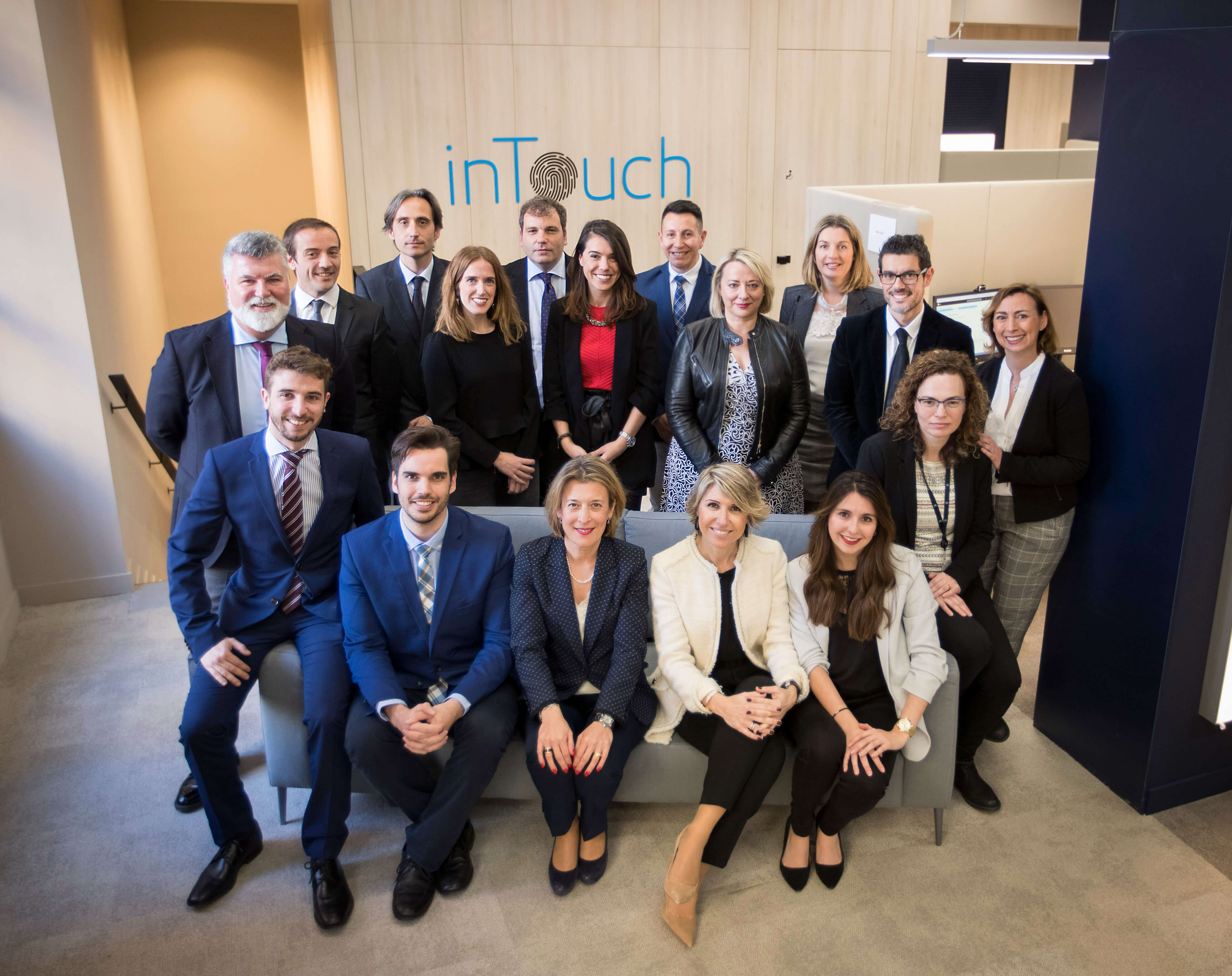 CaixaBank inaugura en Baleares un centro ‘inTouch’ de