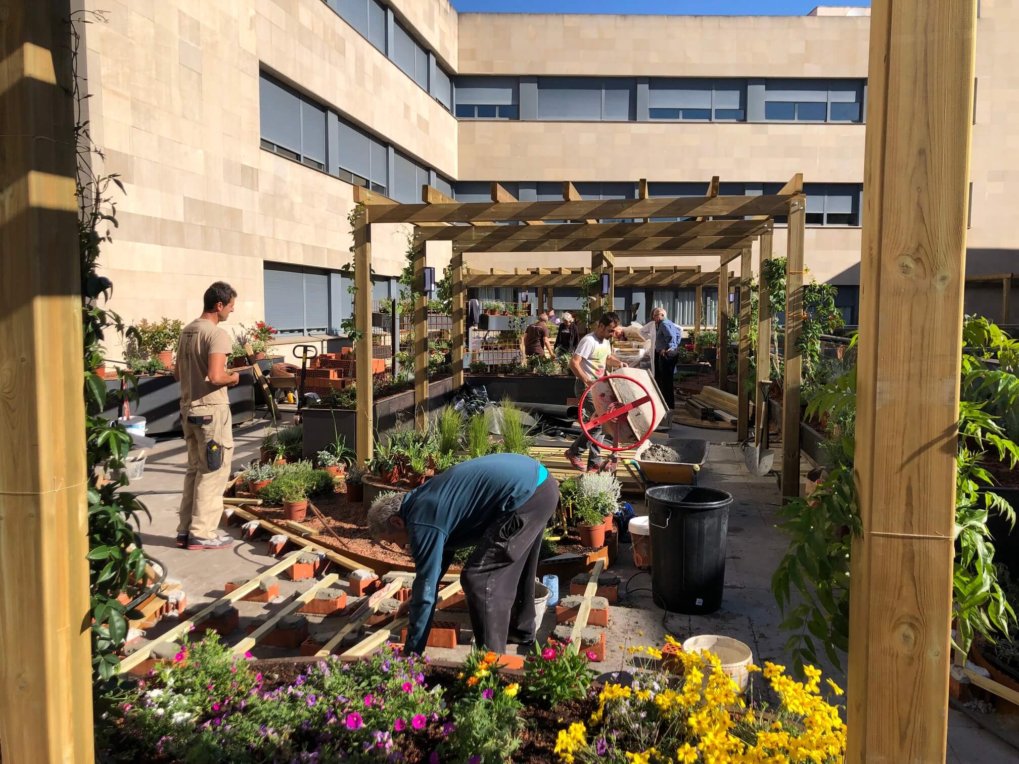 Obra Social “la Caixa” a favor de Fundació Salut Empordà para hacer un Jardín Terapéutico en Bernat Jaume
