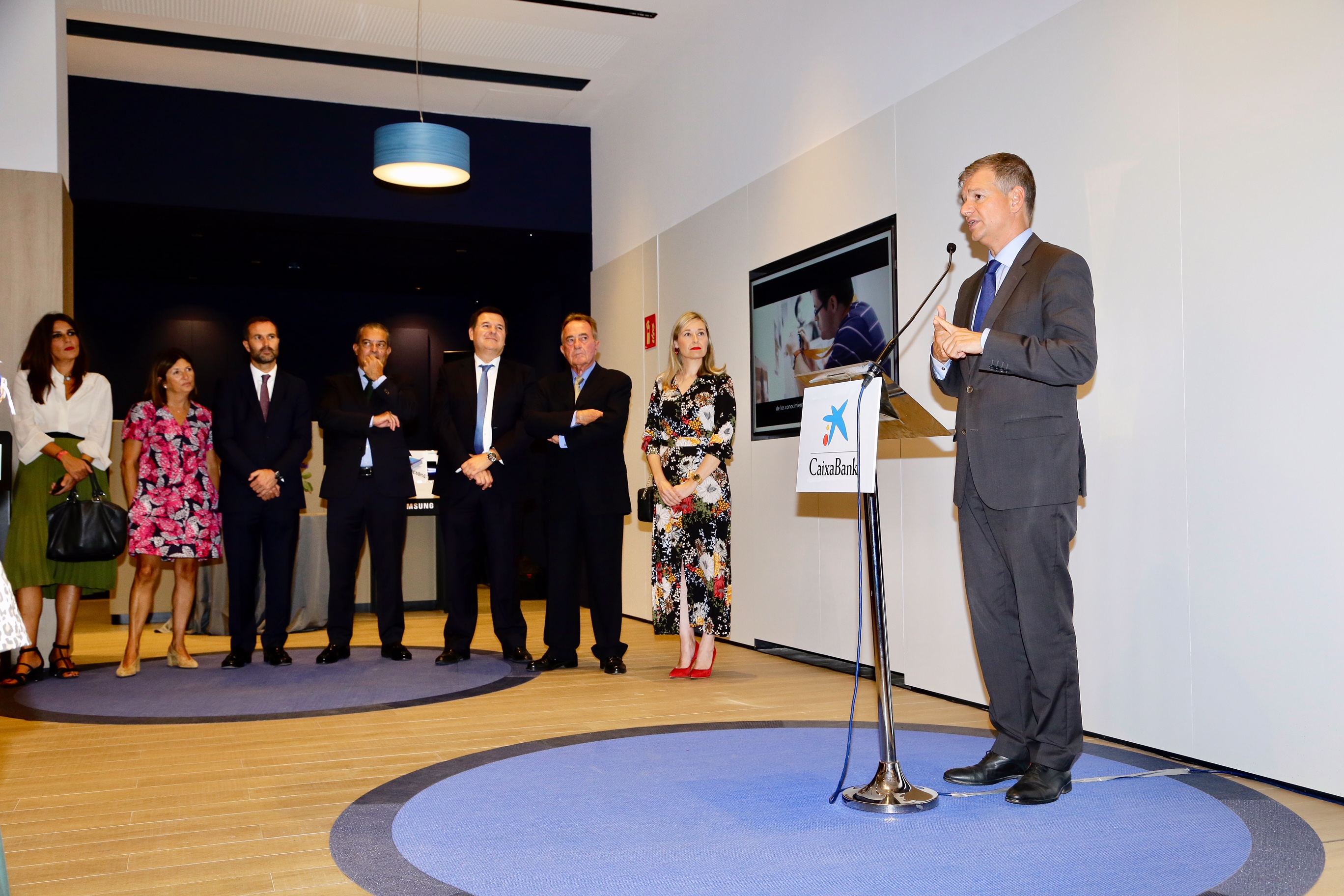 CaixaBank inaugura la segunda oficina de su nuevo modelo Store en la ciudad de Alicante