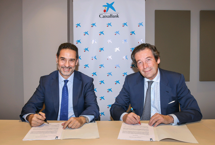 Juan Antonio Gómez-Pintado y Luis Cabanas, durante la firma del acuerdo.
