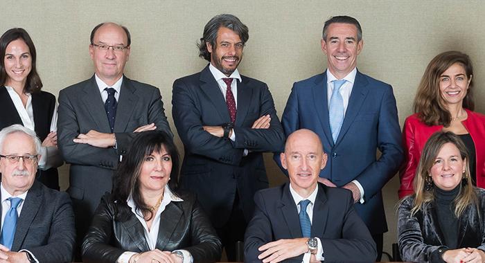 CaixaBank constituye el consejo de administración de su nueva filial de ...