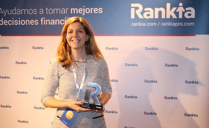 Meritxell Soler, directora de Relació amb Accionistes de CaixaBank, ha recollit el premi