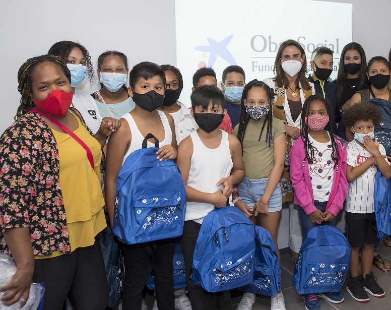 Entrega kits escolares curso 2020/2021