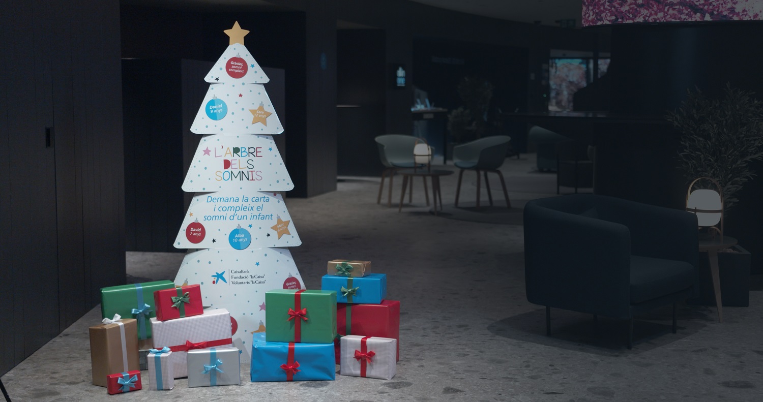 Arbre dels Somnis instal-lat en una de les 4.000 oficines de CaixaBank