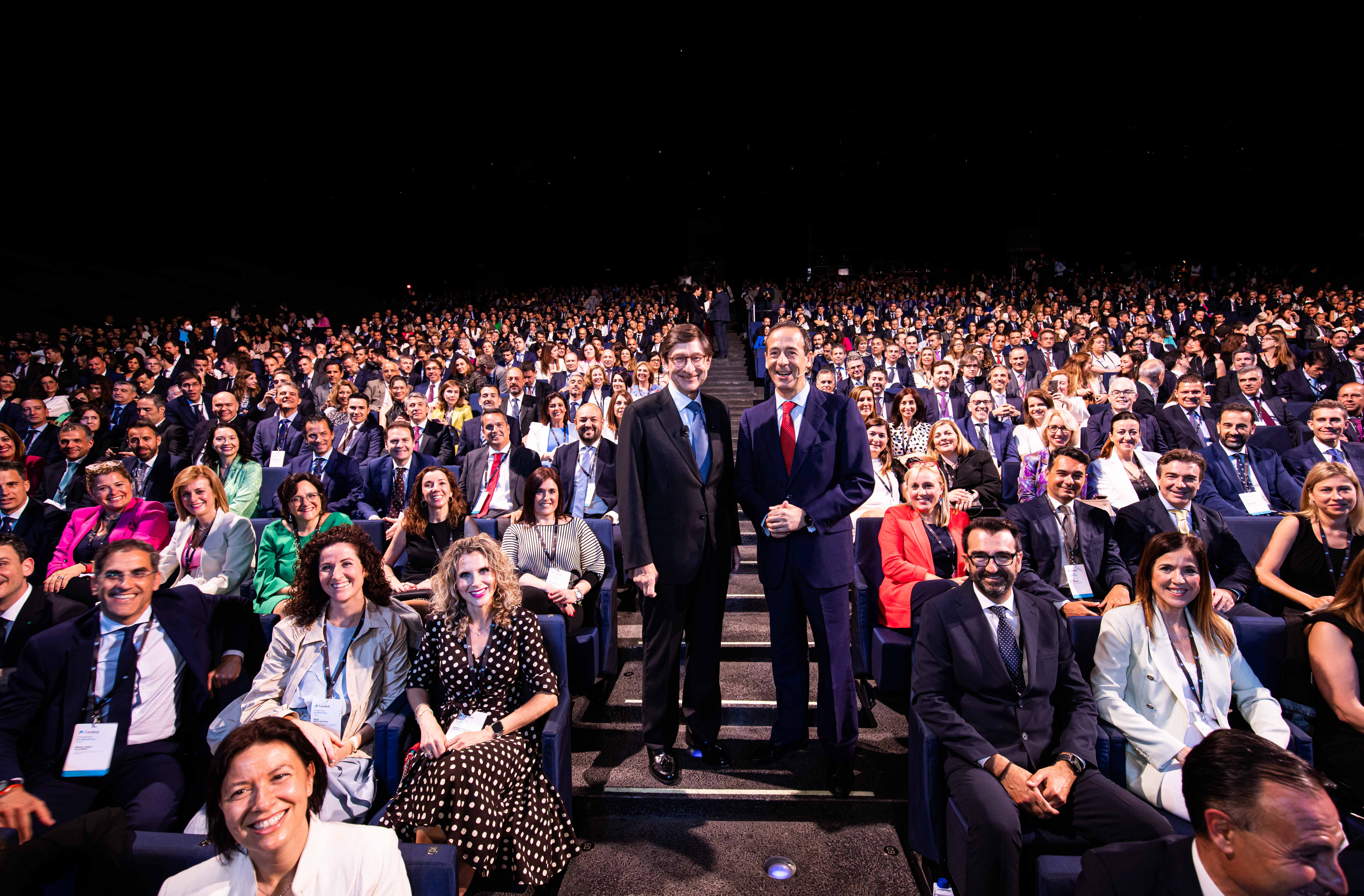 José Ignacio Goirigolzarri y Gonzalo Gortázar, en la Convención Anual de Directivos de CaixaBank