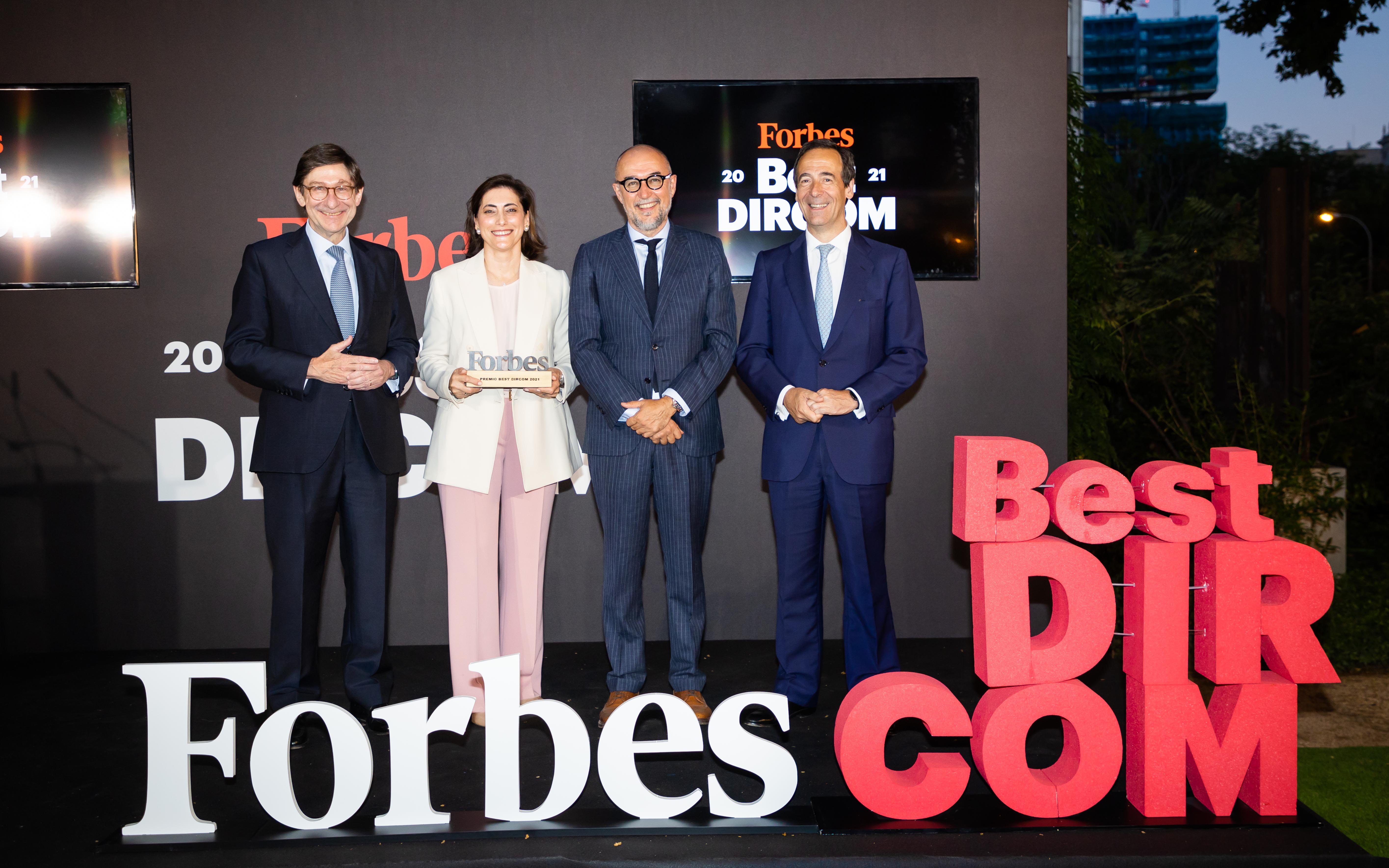 José Ignacio Goirigolzarri, presidente de CaixaBank; Mª Luisa Martínez Gistau, directora de Comunicación y Relaciones Institucionales de CaixaBank; Andrés Rodríguez, editor y director de Forbes España; Gonzalo Gortázar, consejero delegado de CaixaBank.