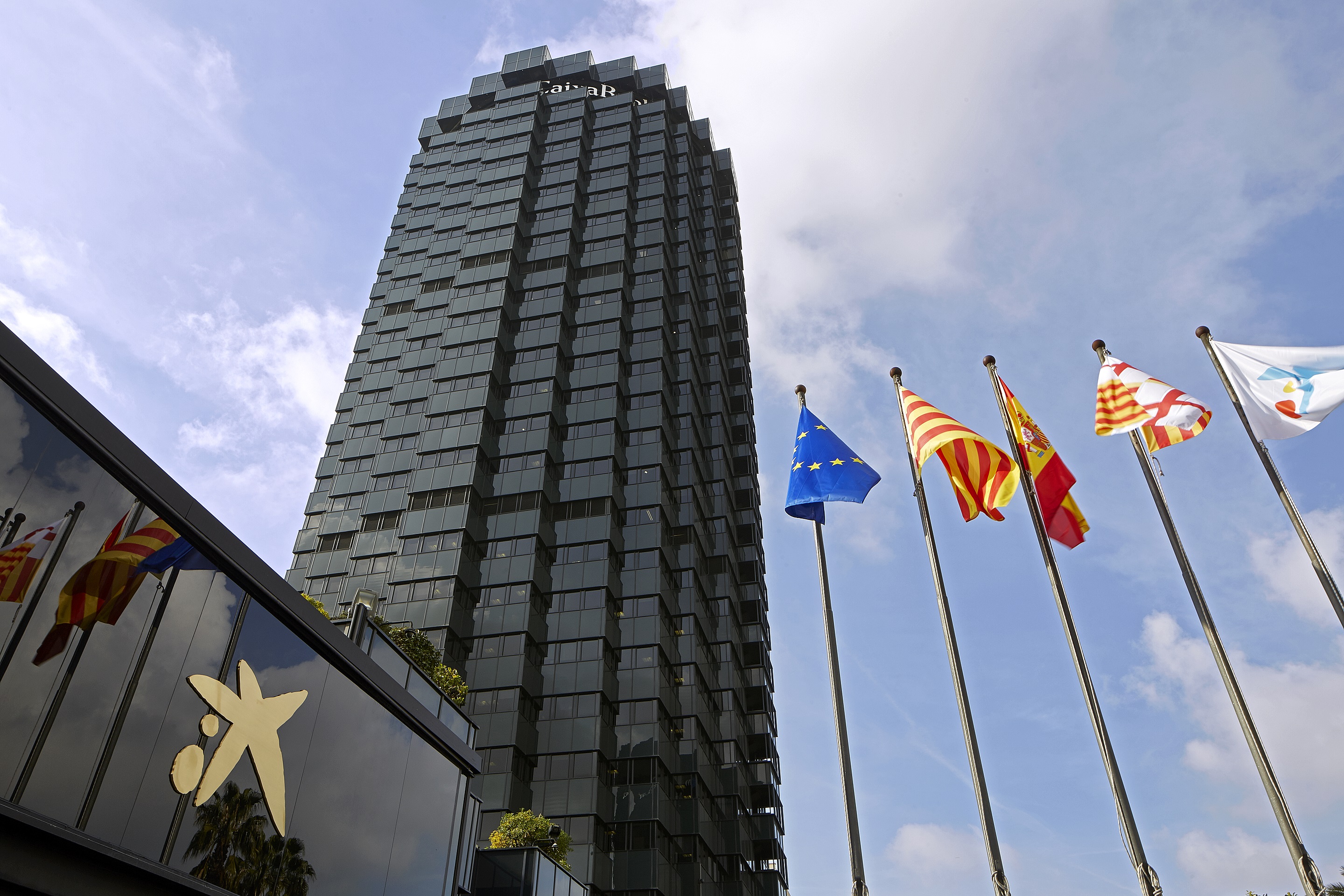 Estas operaciones se suman a una prolífica serie de colaboraciones firmadas en los últimos años entre el Grupo BEI y el Grupo CaixaBank.
