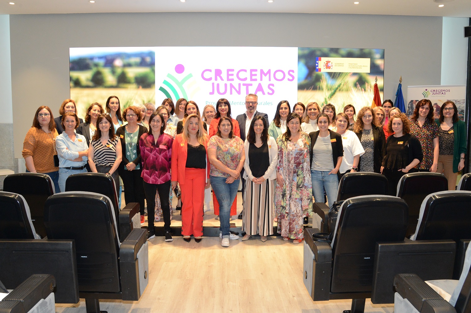 Presentación del programa ‘Crecemos juntas - Proyecto Mentoras Rurales’.