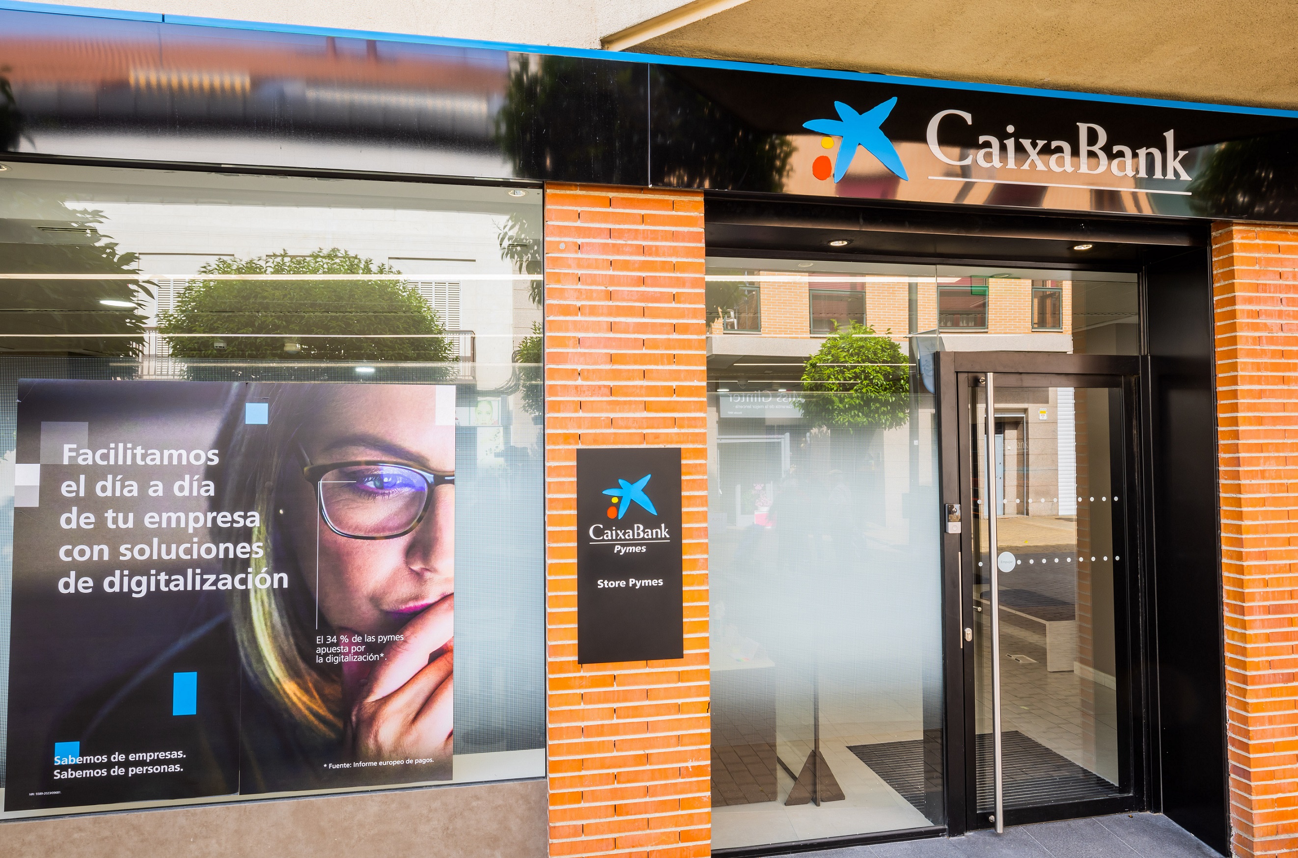 Desde los centros de empresas ‘Store Pymes’, la entidad ayudará a las pequeñas empresas a impulsar su actividad comercial y a gestionar su día a día.