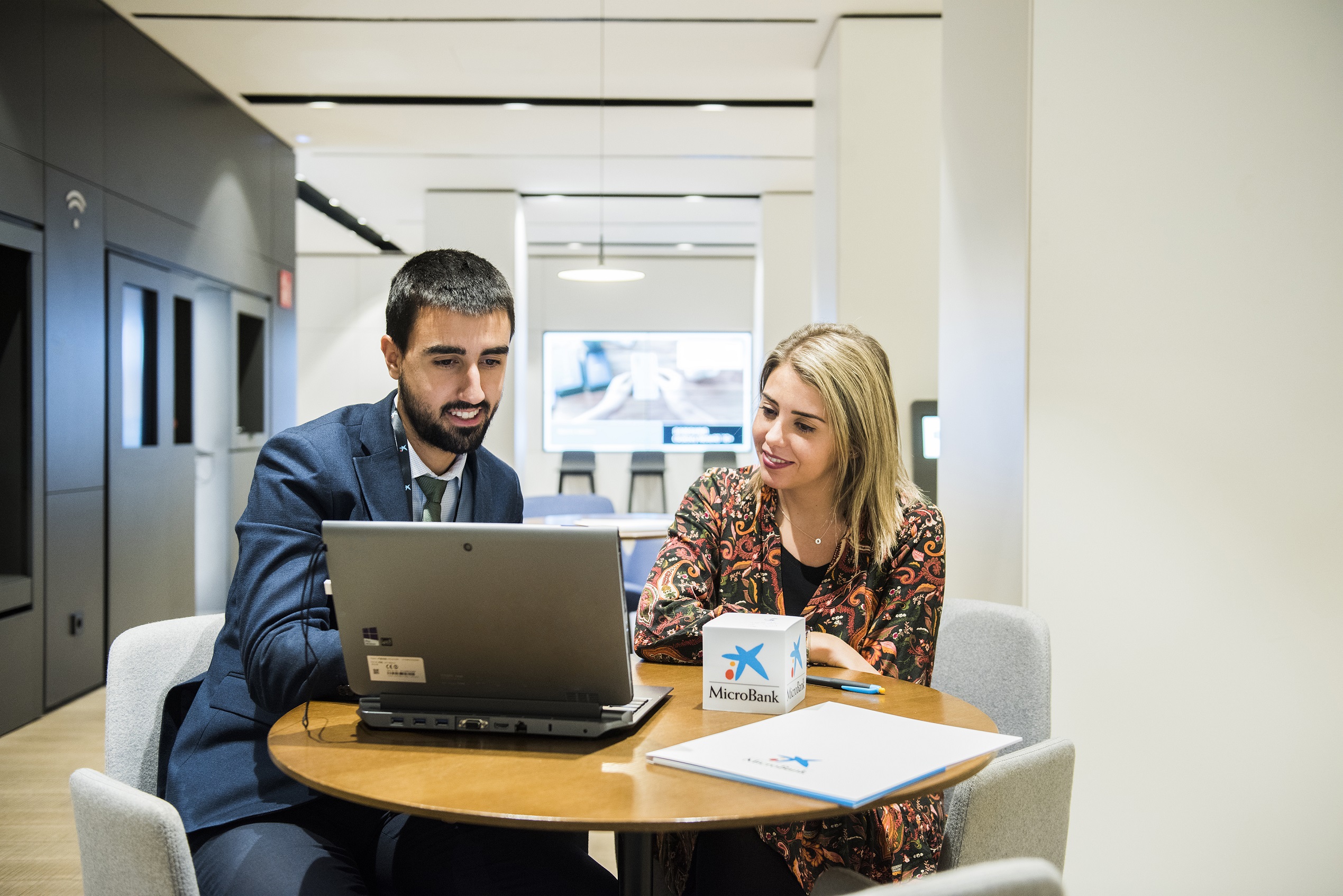 MicroBank destina 15,5 millones de euros a proyectos que generan un impacto social positivo en Navarra