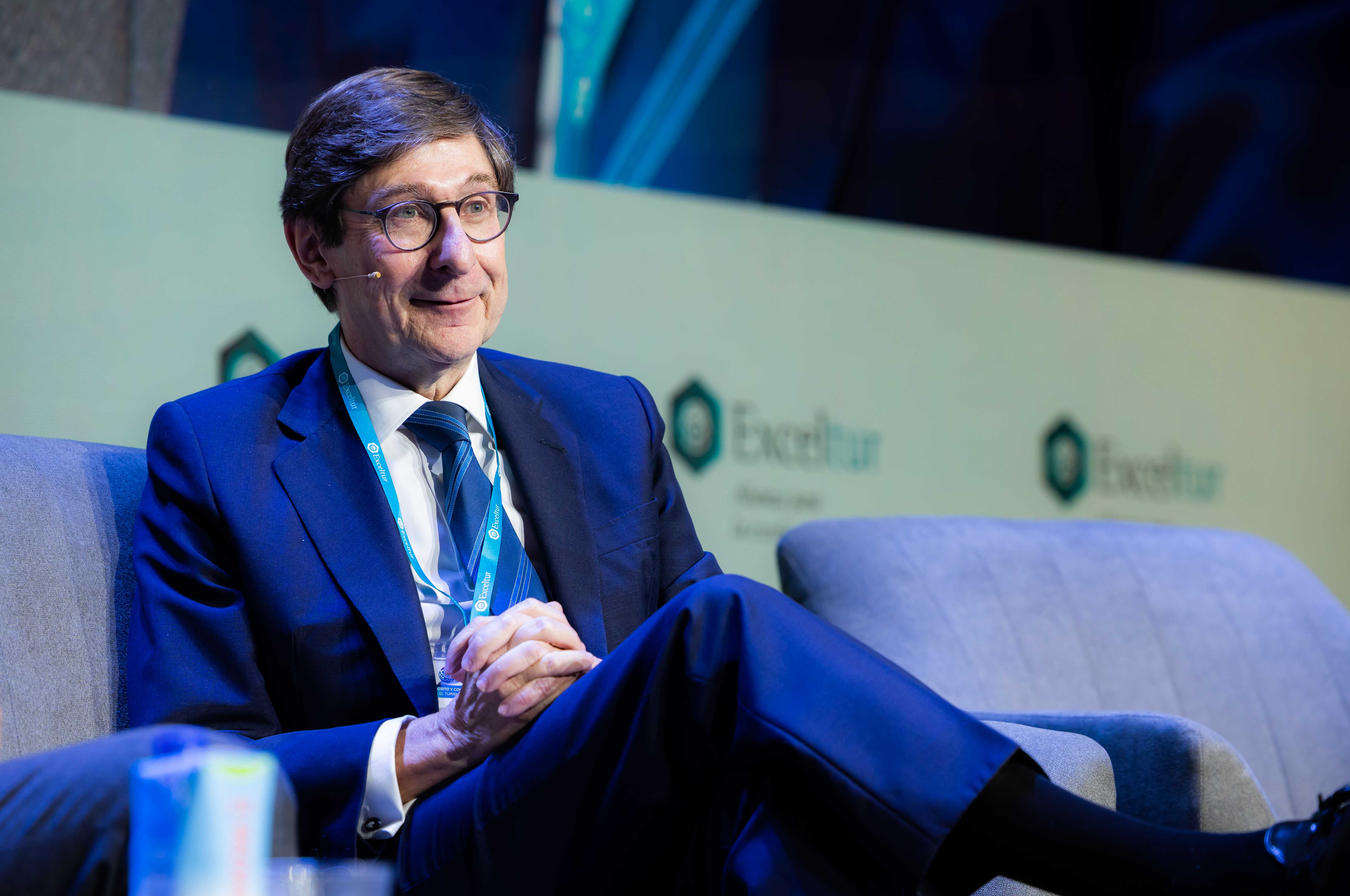 José Ignacio Goirigolzarri, presidente de CaixaBank, durante su participación en el ‘XII Foro de Liderazgo Turístico’ de Exceltur