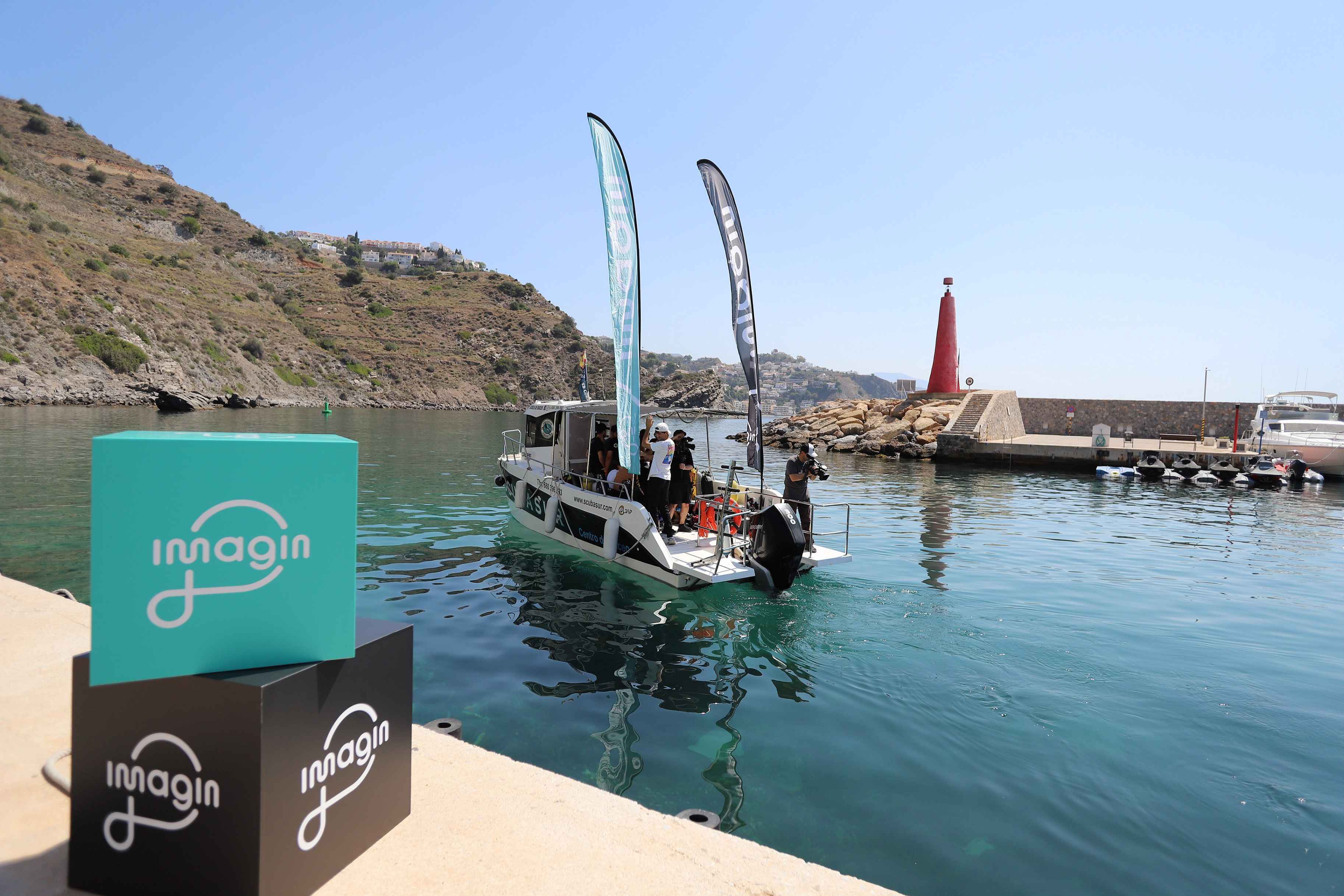 Through imaginPlanet, imagin develops products, services, content, agreements and initiatives that help improve the planet and the society.
