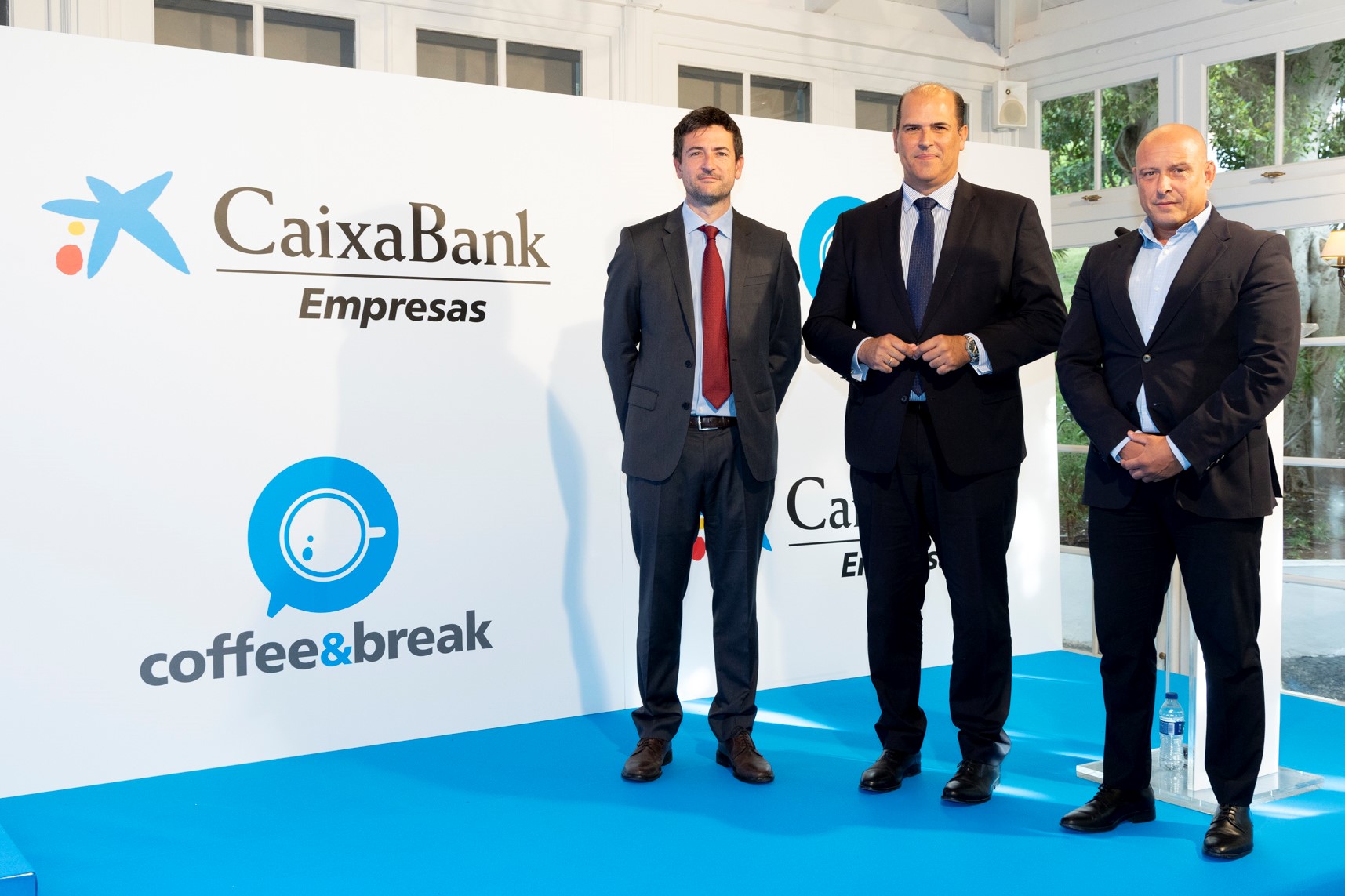 Oriol Aspachs, Manuel Afonso y Andrés Guerra durante las jornadas Coffee & Break organizadas por CaixaBank Empresas en Canarias.