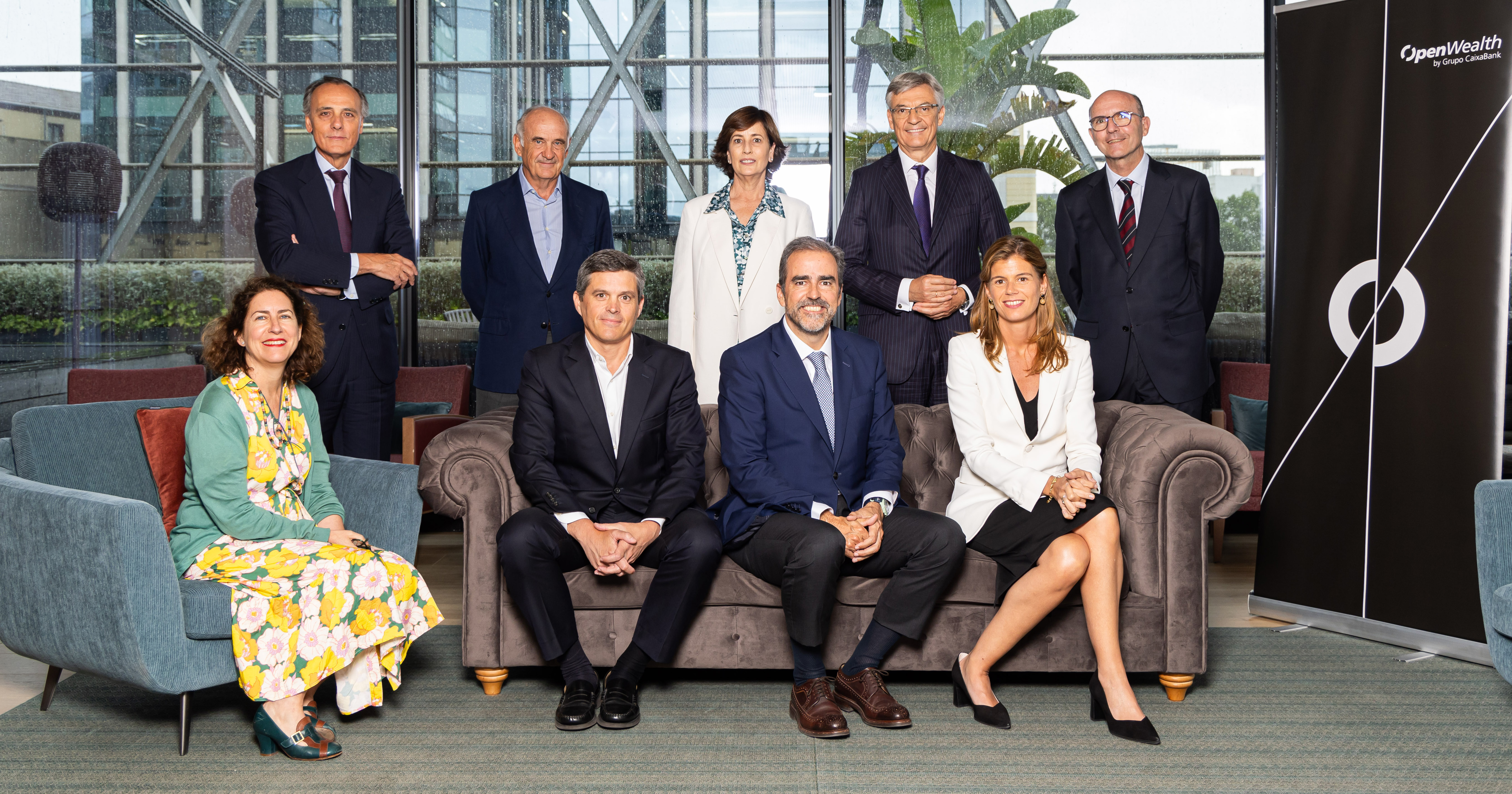 OpenWealth's advisory committee together with Sol Moreno de los Rios (CEO of OpenWealth) and Victor Allende (Chairman of the Board of OpenWealth)