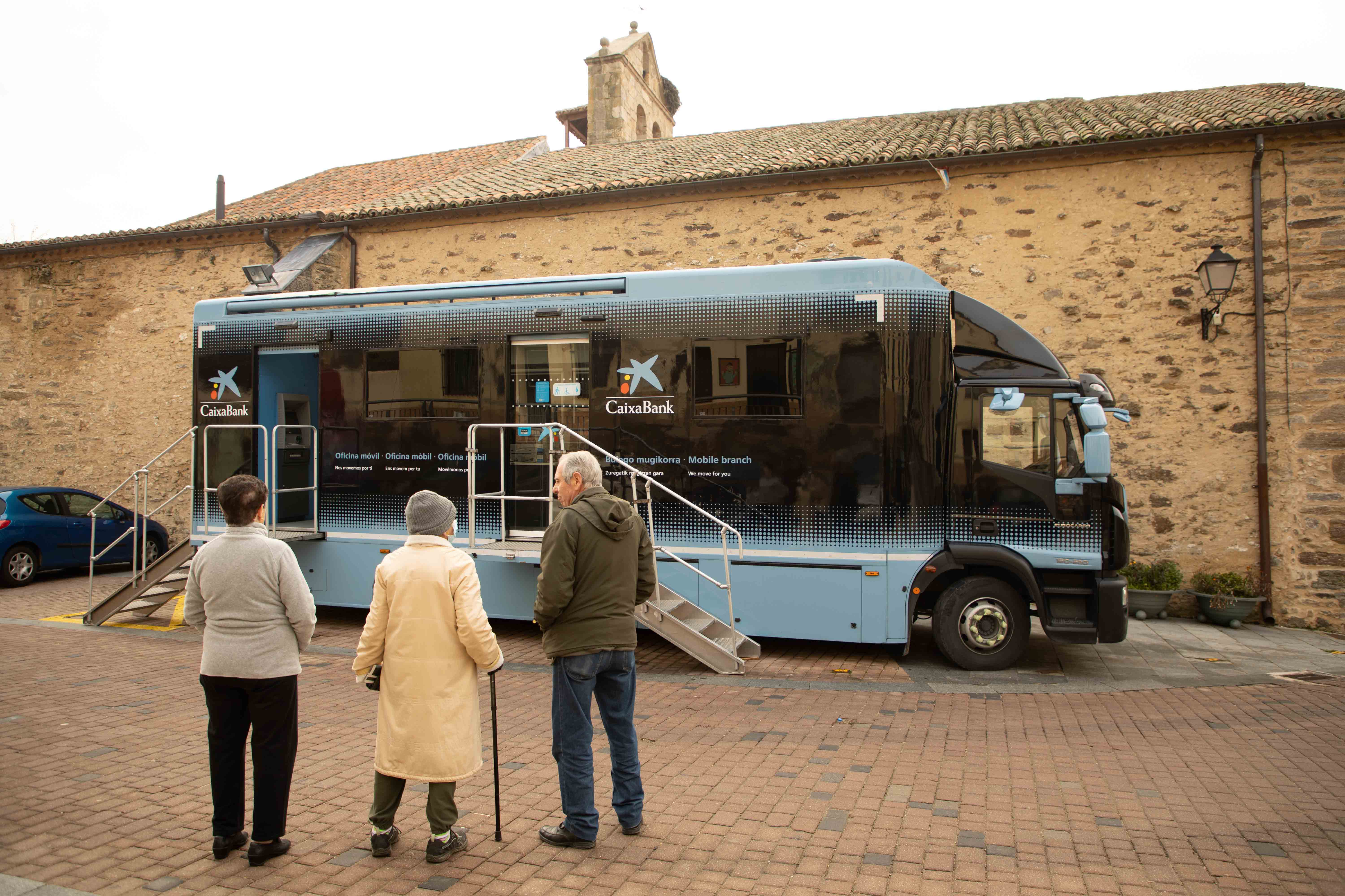 Mobile branches that guarantee banking services across almost 1,400 small villages.