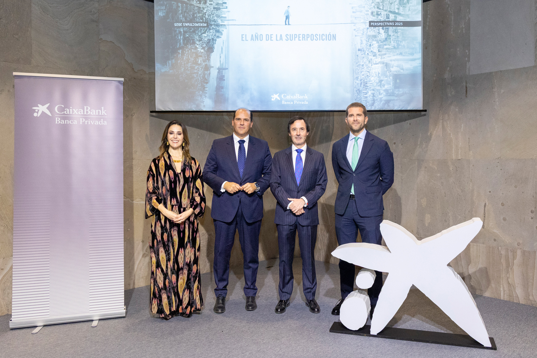 Encuentro organizado por CaixaBank en Santa Cruz de Tenerife para analizar las perspectivas económicas de cara a 2025