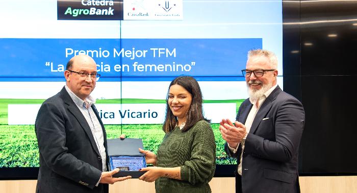 Un estudi sobre la gestió de l'aigua, guanyador del premi 'La ciència en femení' de la Càtedra AgroBank al millor TFM
