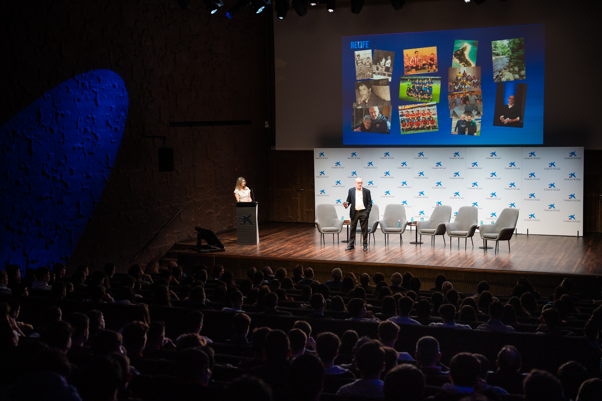 Foto de la xerrada de l'exjugador de futbol i fundador de Fundació Relife, de Julio Alberto Moreno, a la jornada de 'Circuit Relife' a Madrid.