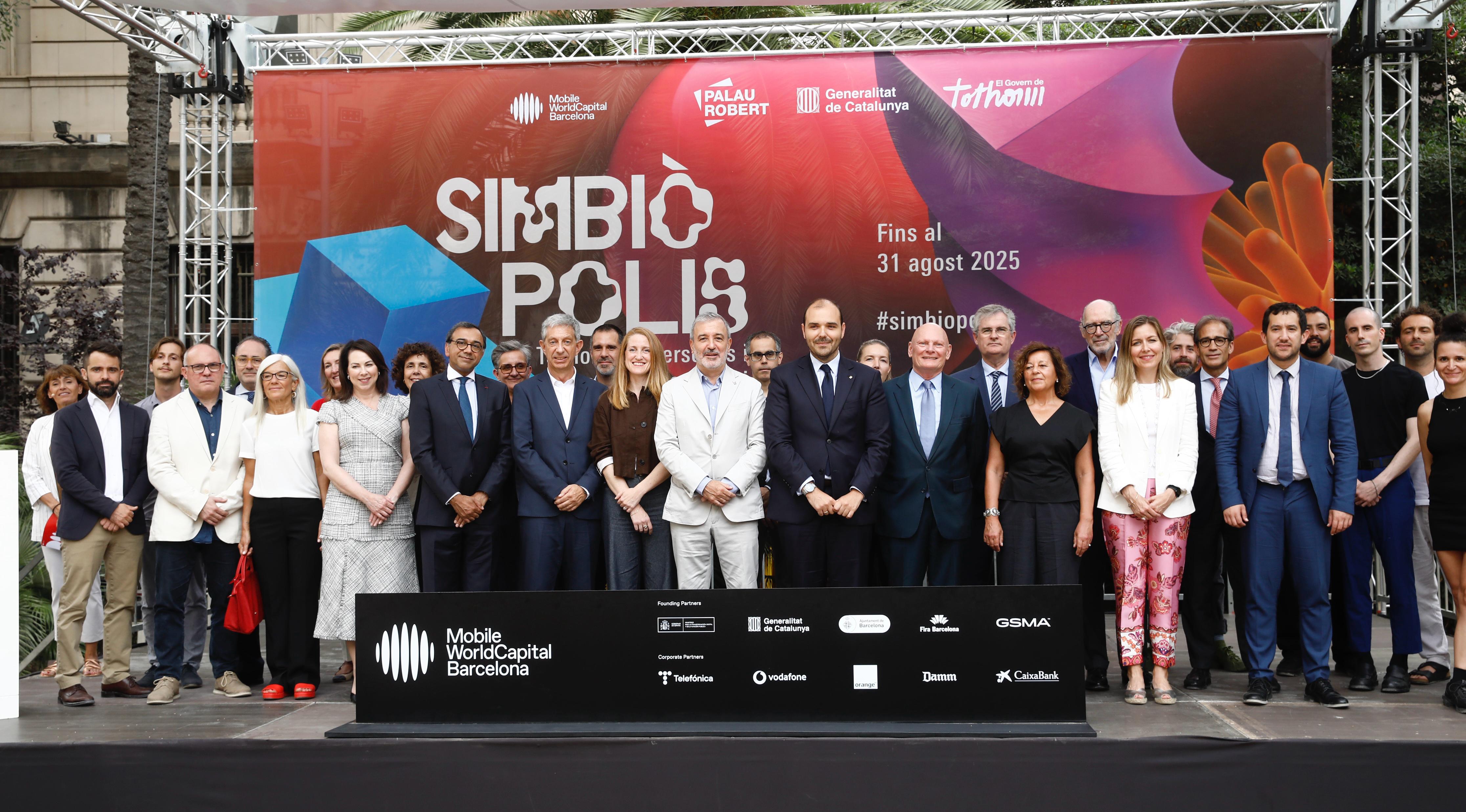 El presidente de MWCapital y alcalde de Barcelona, Jaume Collboni; el consejero de Presidencia de la Generalitat, Albert Dalmau, y el CEO de MWCapital, Francesc Fajula, han presidido la inauguración.