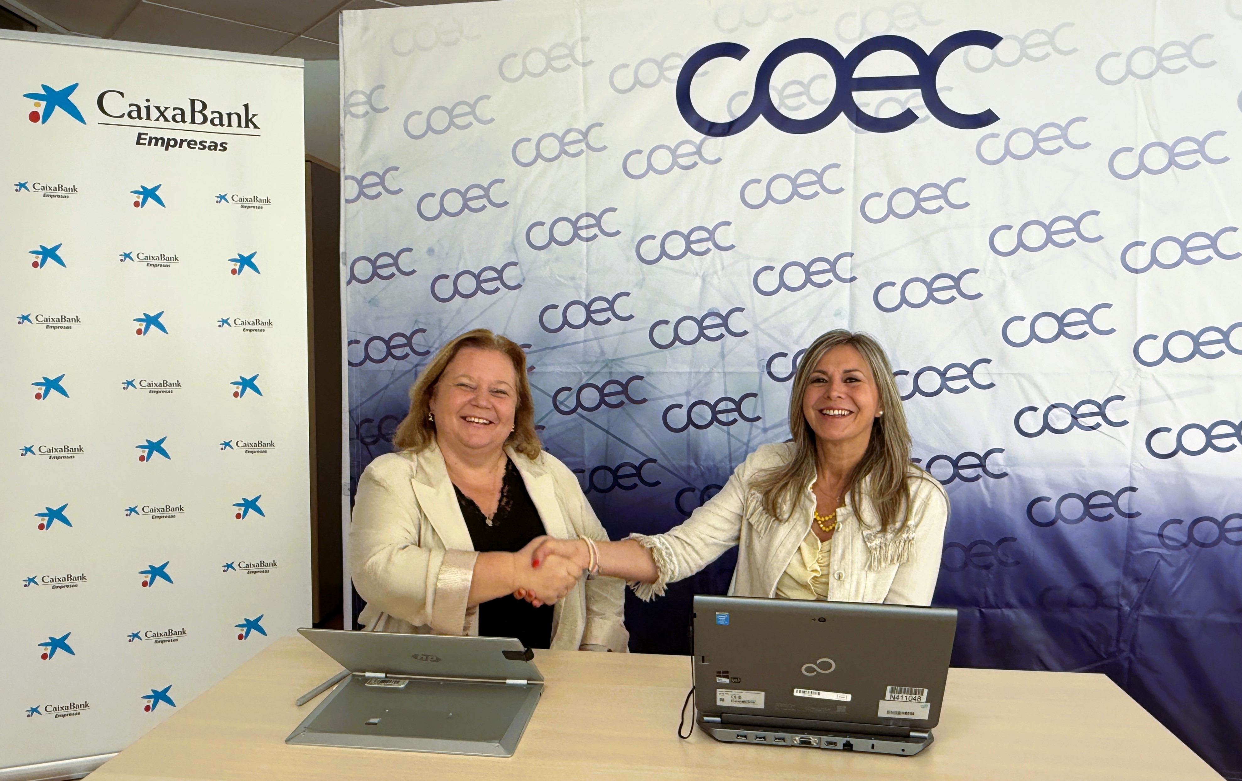 Convenio CaixaBank y COEC