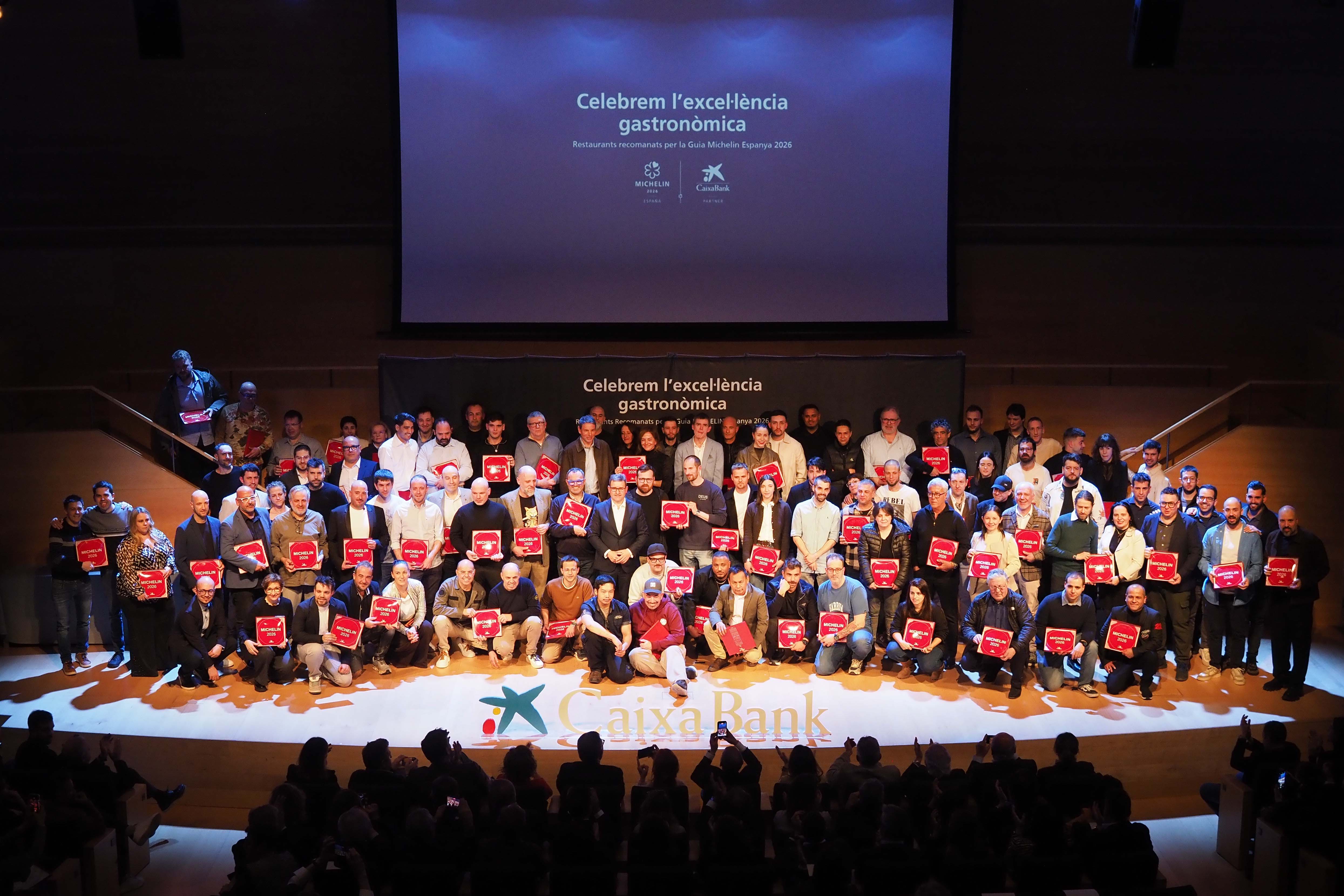 Entrega placas restaurantes recomendados Michelin 2026