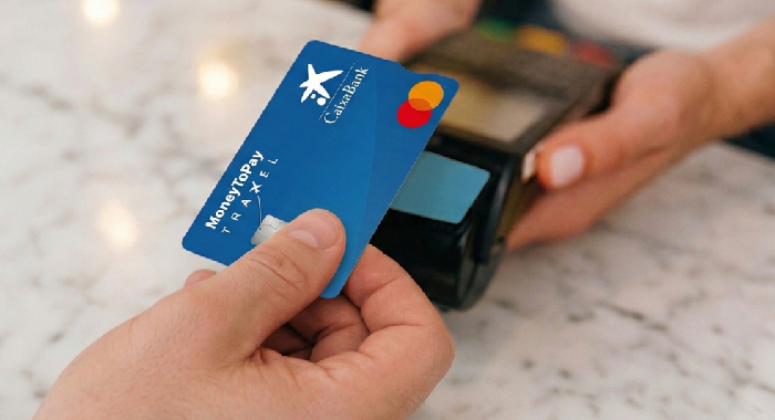 CaixaBank launches a digital campaign offering its no-fee travel prepaid card free of charge