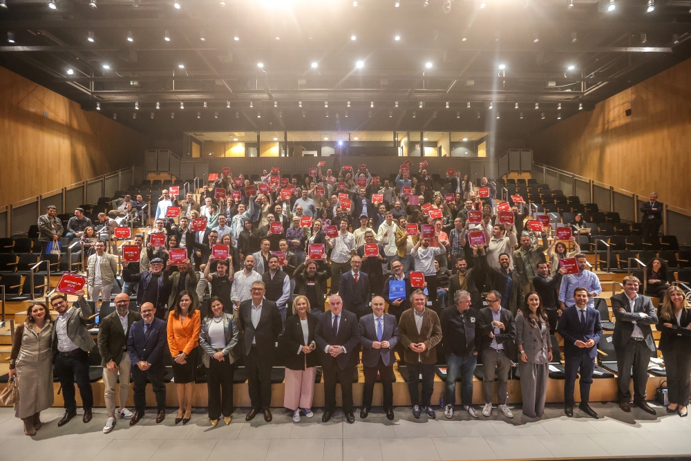 Los 88 restaurantes de Andalucía con las placas que los acreditan como recomendados por la Guía Michelin de 2026.