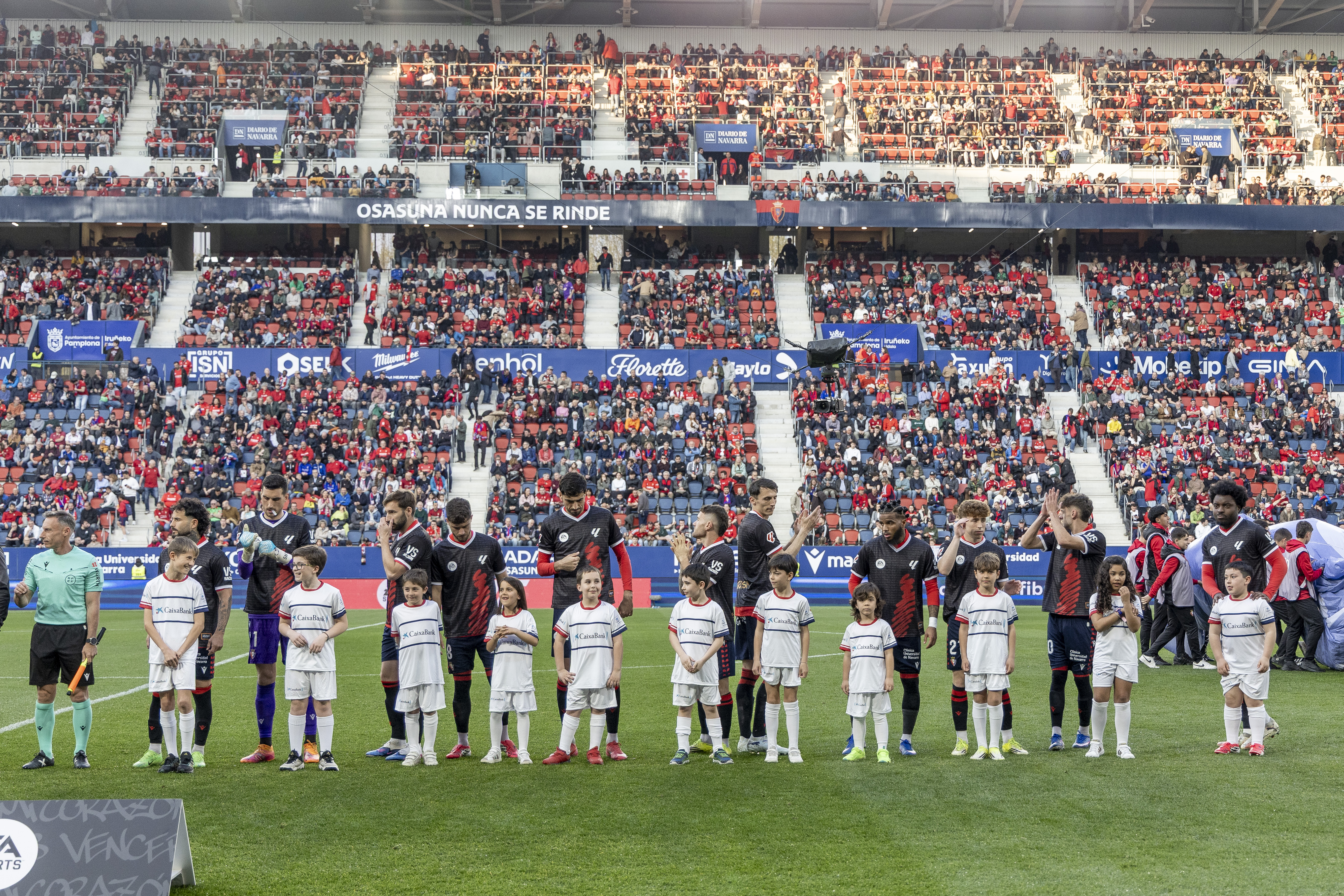 Actividad de Escort Kids CaixaBank-Osasuna